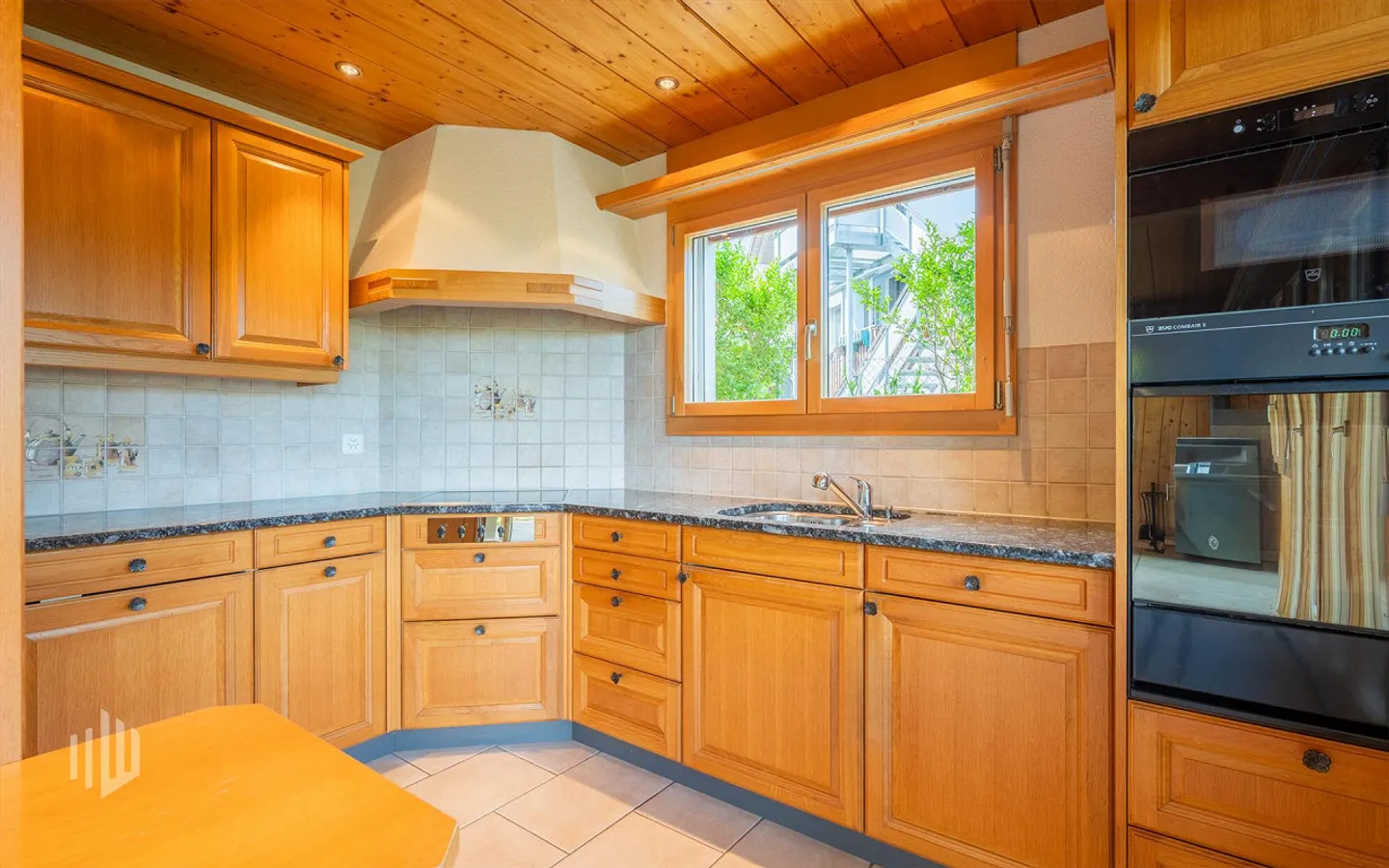 ImmoWyss - Charming Living with a View in Popular Spiez - Photo 5 of 10