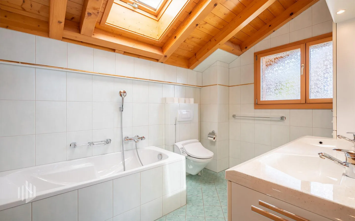 ImmoWyss - Charming Living with a View in Popular Spiez - Photo 8 of 10