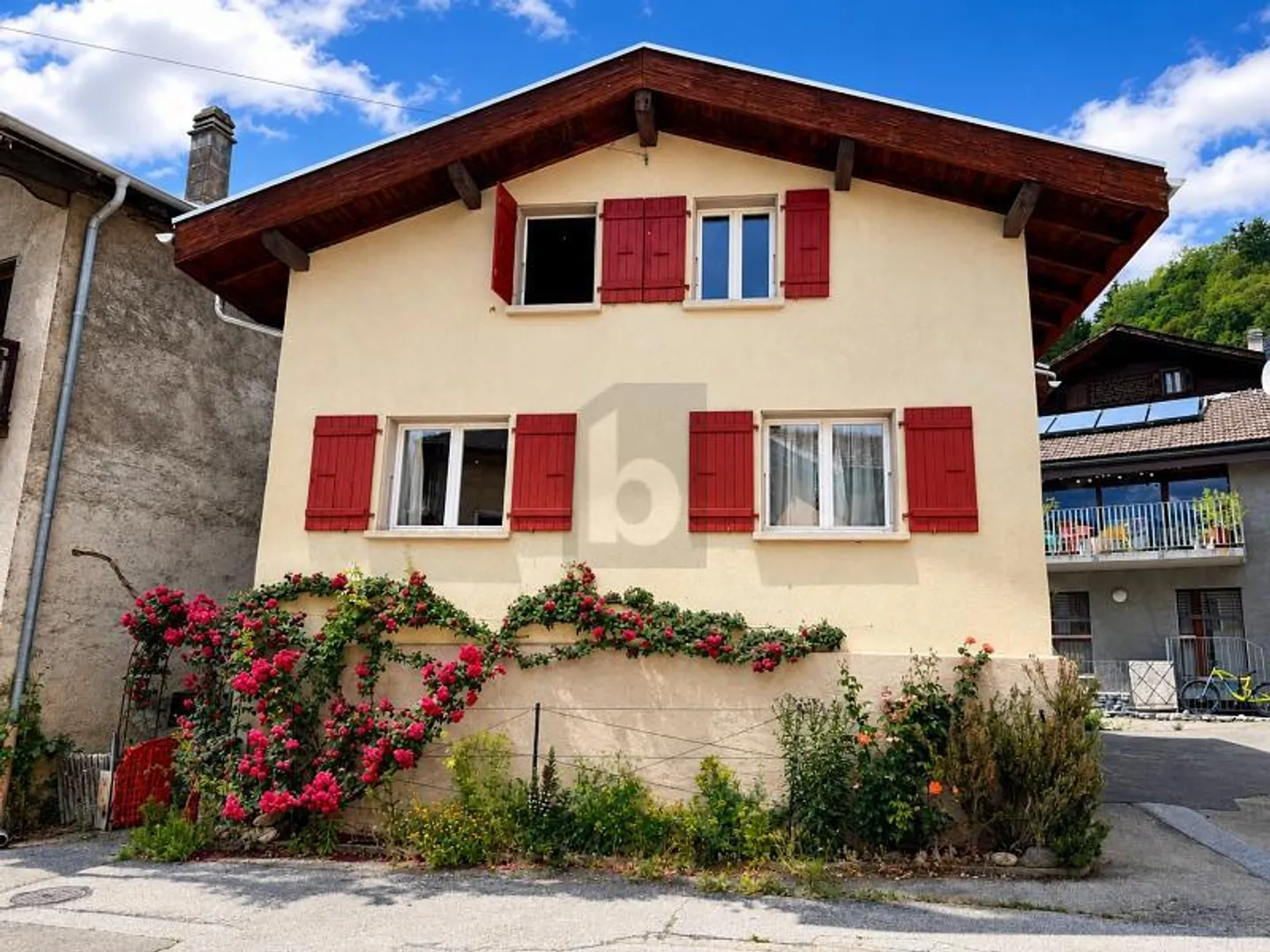 AUTENTICO, SPAZIOSO E FAMILIARE - Foto 1 di 6
