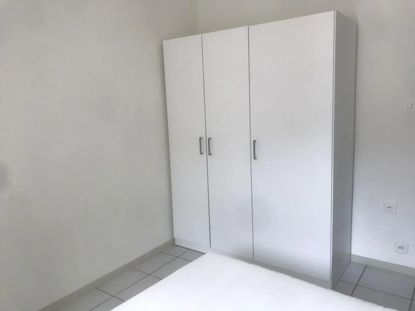 BELLINZONA | FURNISHED ROOMS | BASE OF SUPPORT | - Photo 4 of 7