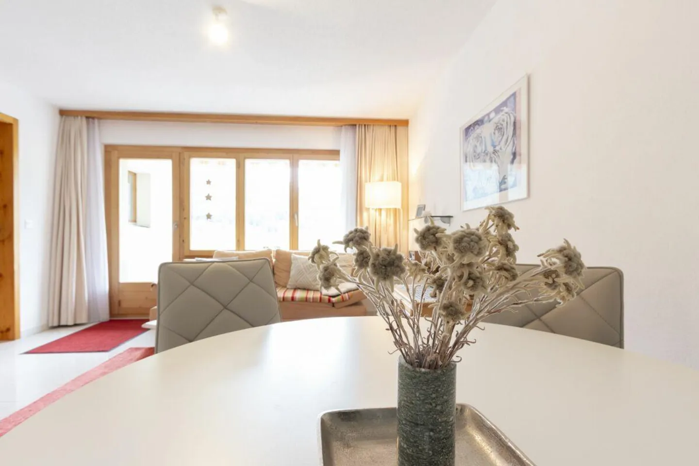 Appartamento soleggiato di 2,5 stanze con vista su Savognin - Foto 6 di 12