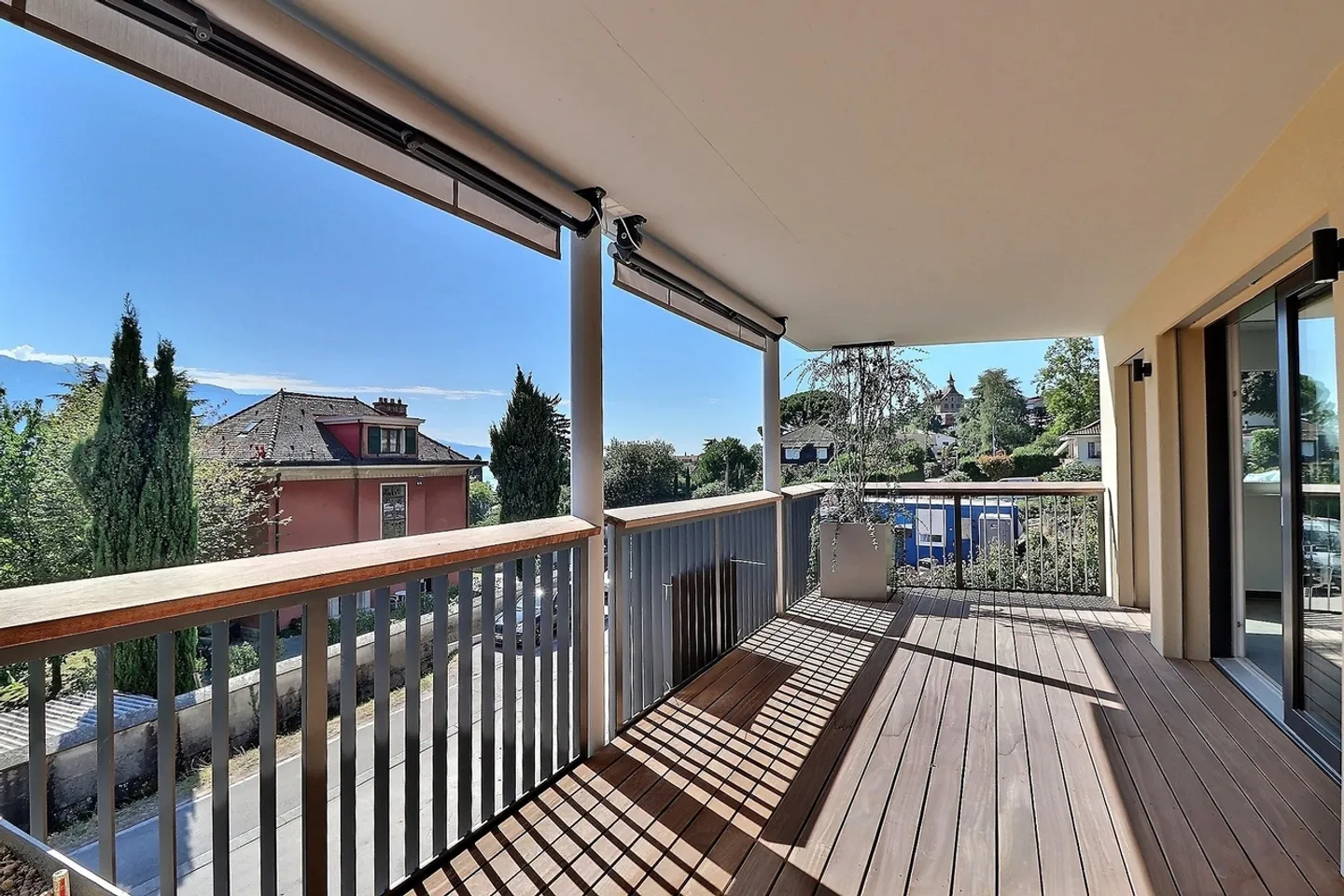 Magnificent 3.5-room apartment of 130 m2 - Photo 3 of 10