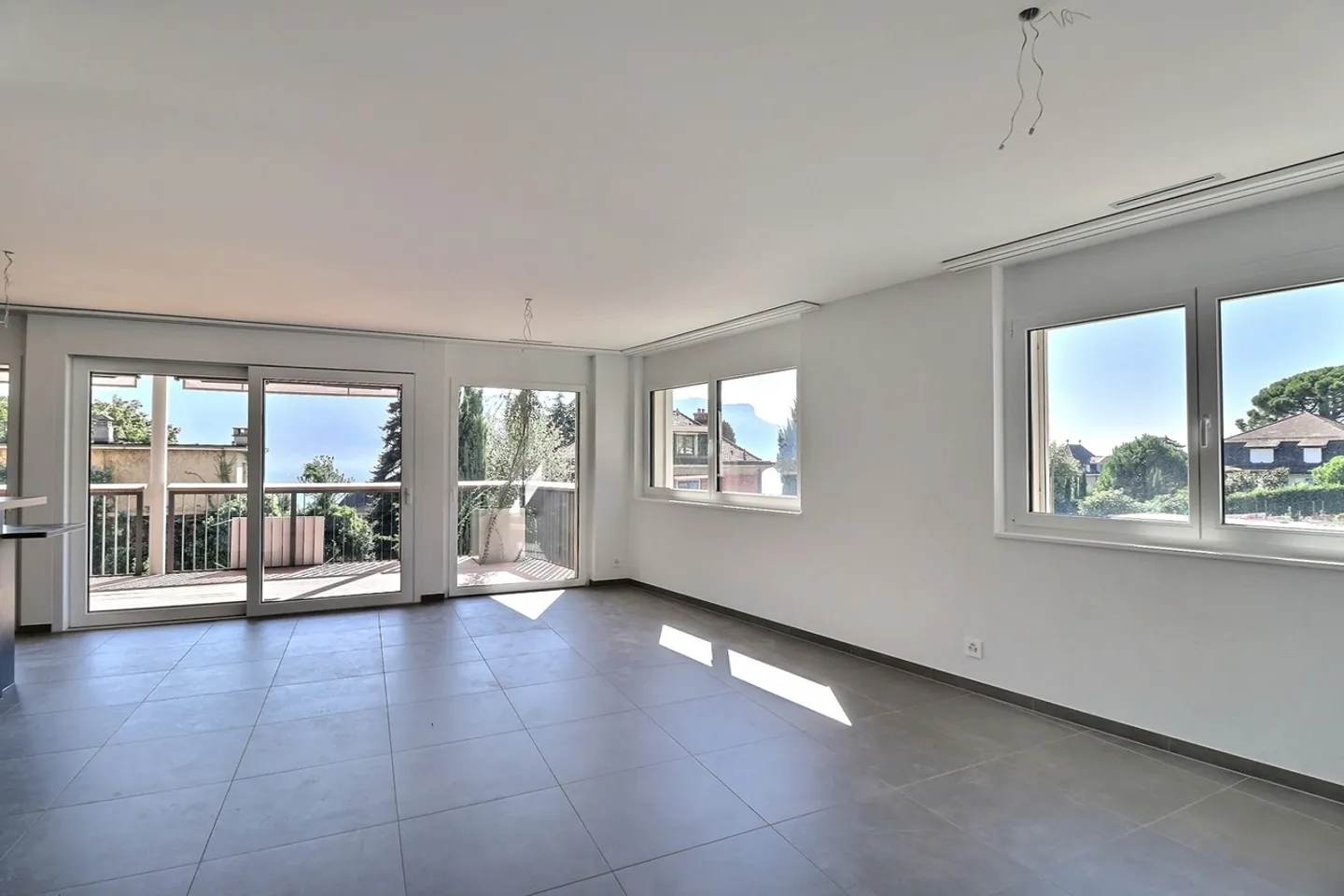 Magnificent 3.5-room apartment of 130 m2 - Photo 5 of 10