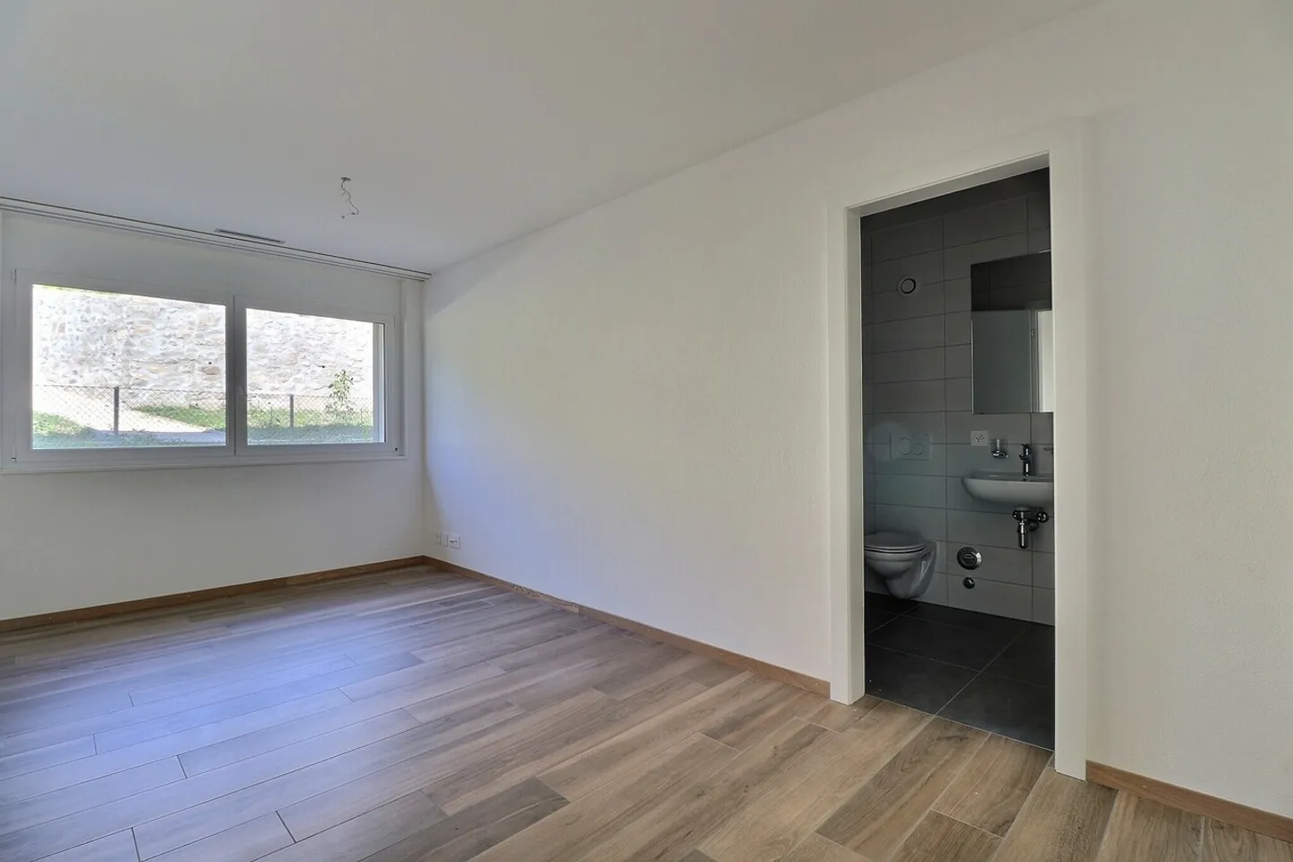 Magnificent 3.5-room apartment of 130 m2 - Photo 8 of 10