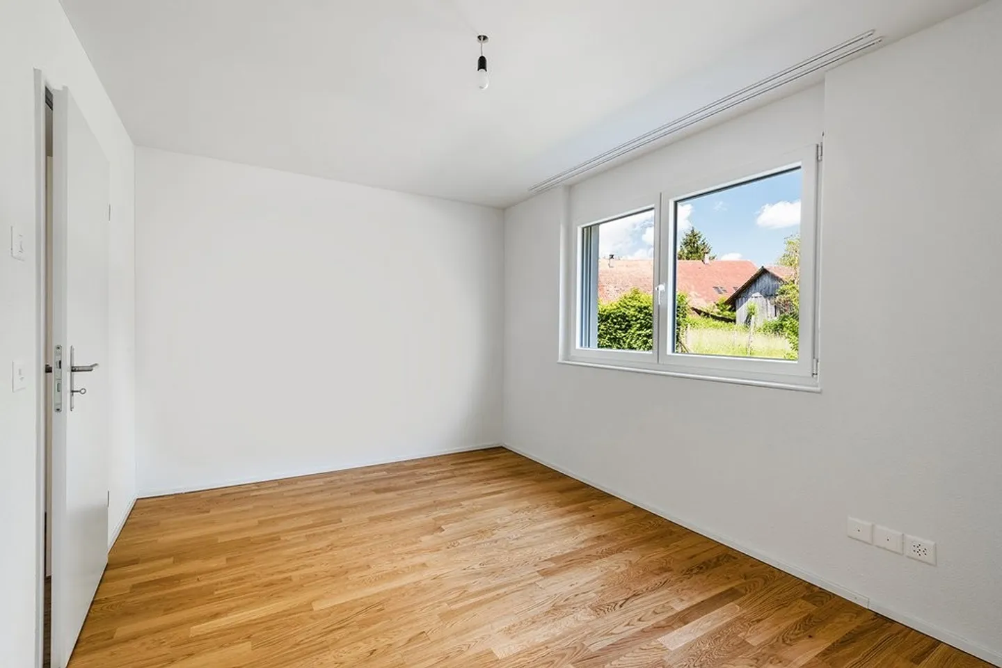 Modern 3.5-Room Apartment - Photo 4 of 7