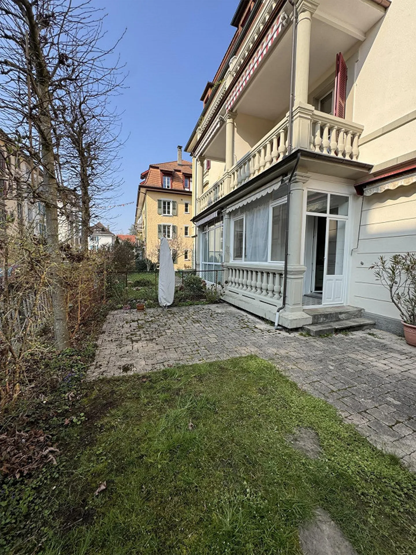 5.5 Room Apartment in Bern - Photo 2 of 13