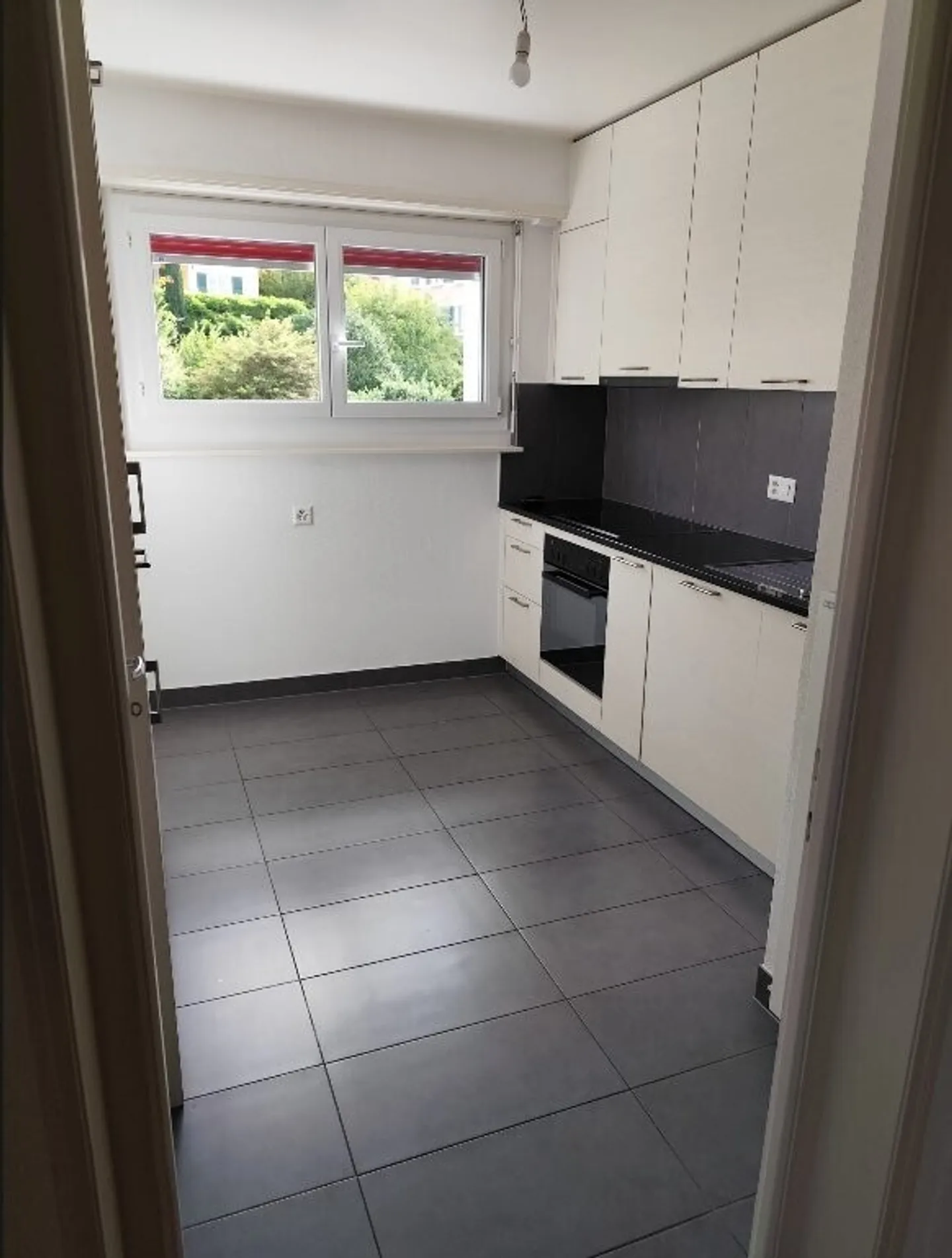 Schöne 3,5-Zimmer-Wohnung im Herzen von Lausanne - Foto 2 von 5