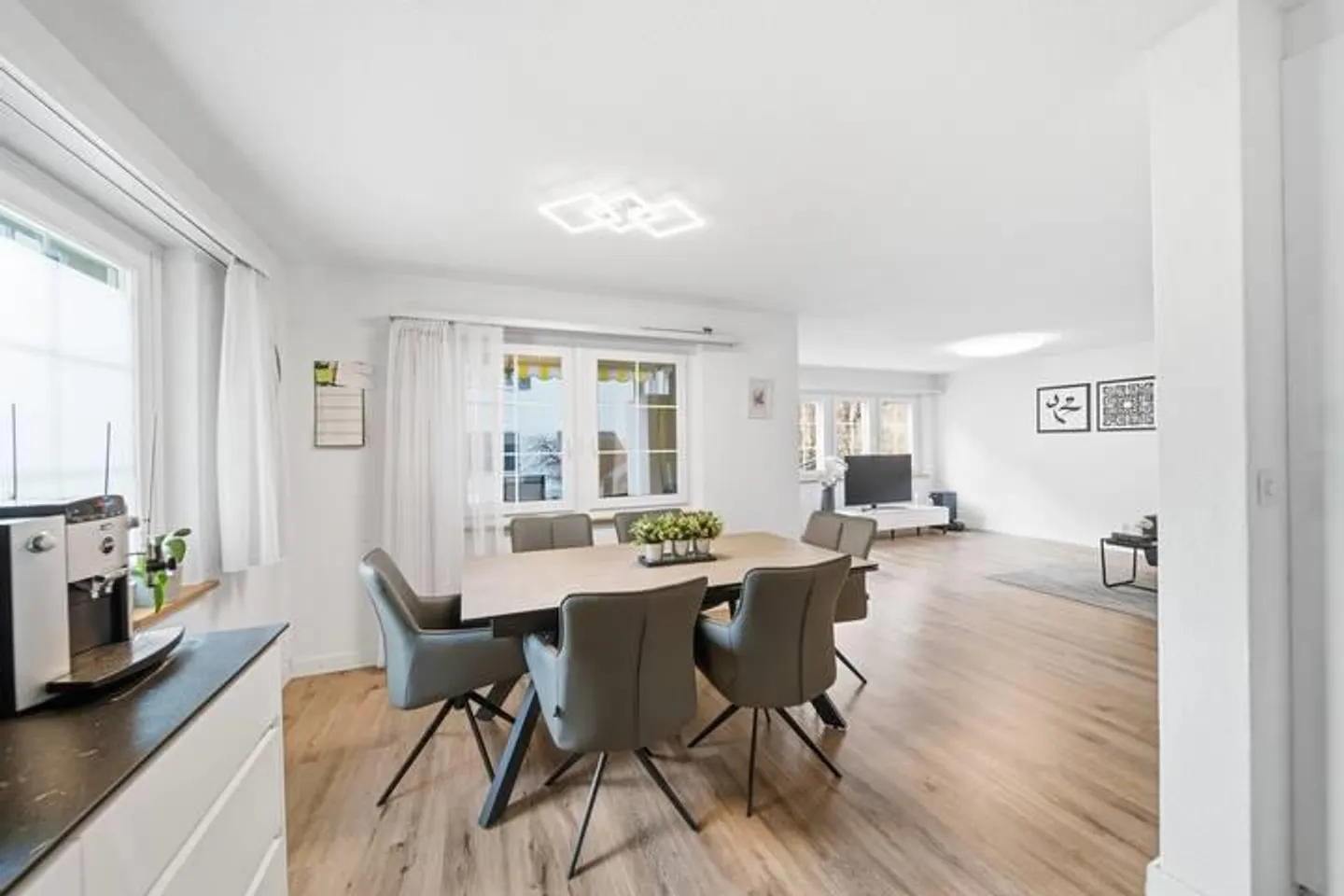 Incantevole appartamento giardino di 4,5 stanze - Foto 1 di 9