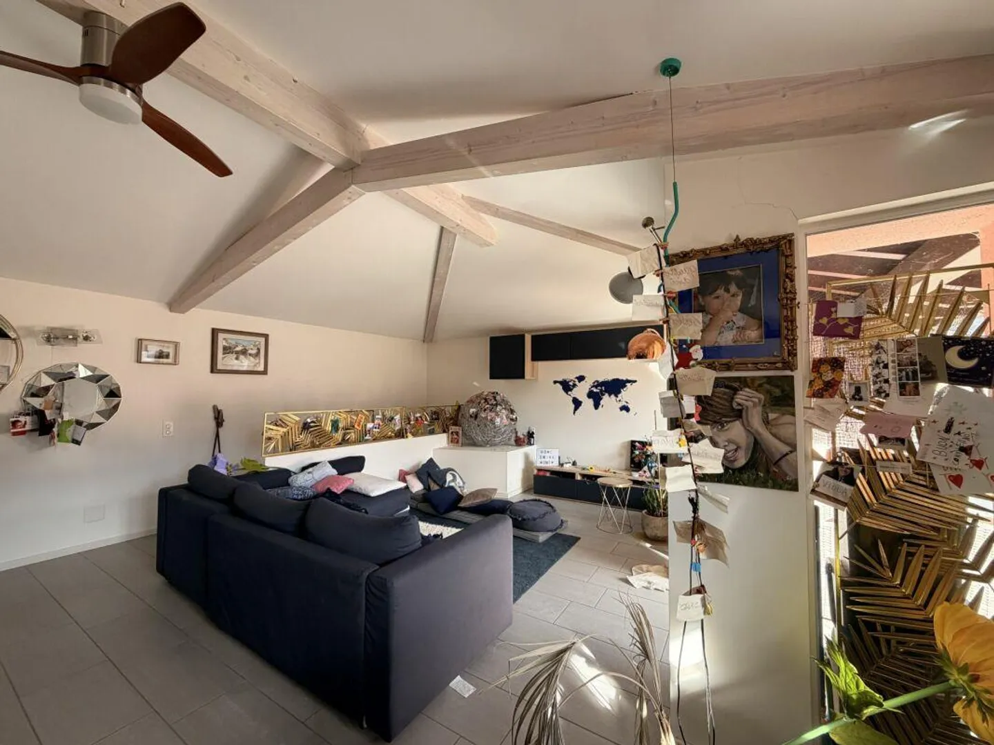 MELIDE · UNE MAISON, UNE CAVE À VIN HISTORIQUE ET UNE COLLECTION DE VIN QUI RESTE - Photo 2 sur 12