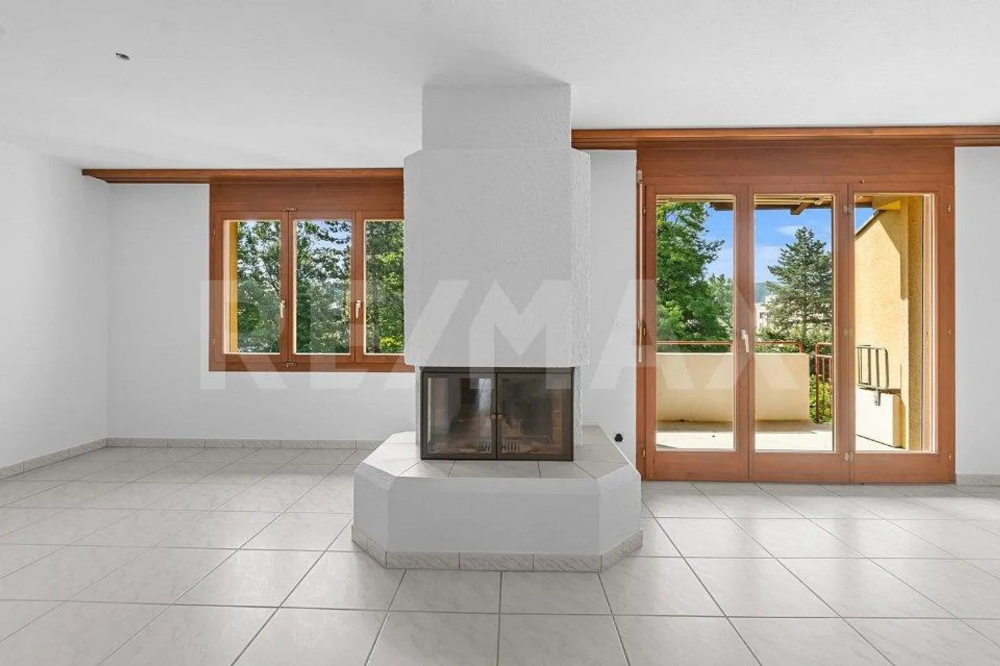 Pure freedom in the heart of Wohlen! - Photo 1 of 13