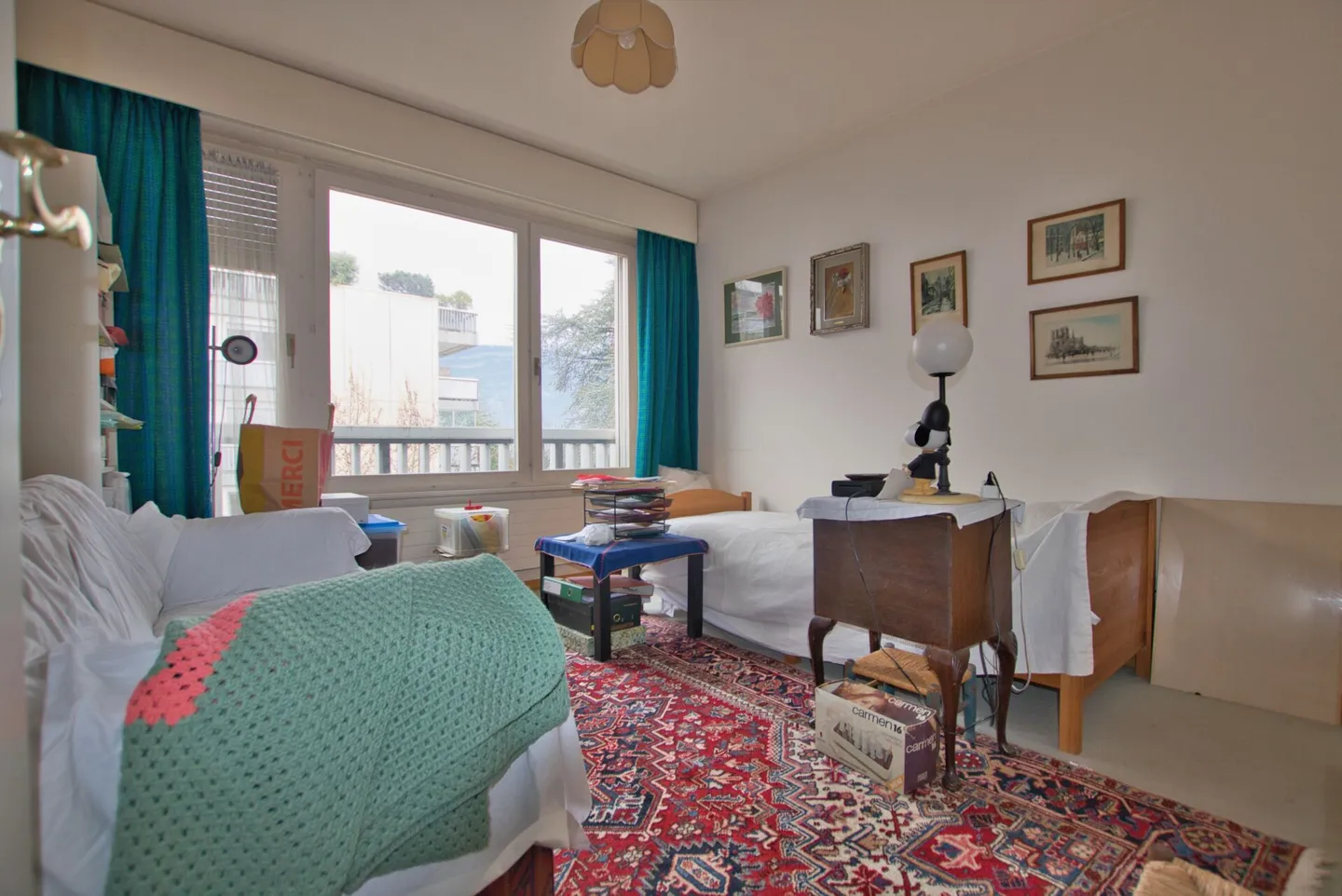 Appartement lumineux de 5 chambres avec vue sur les montagnes - Photo 3 sur 5