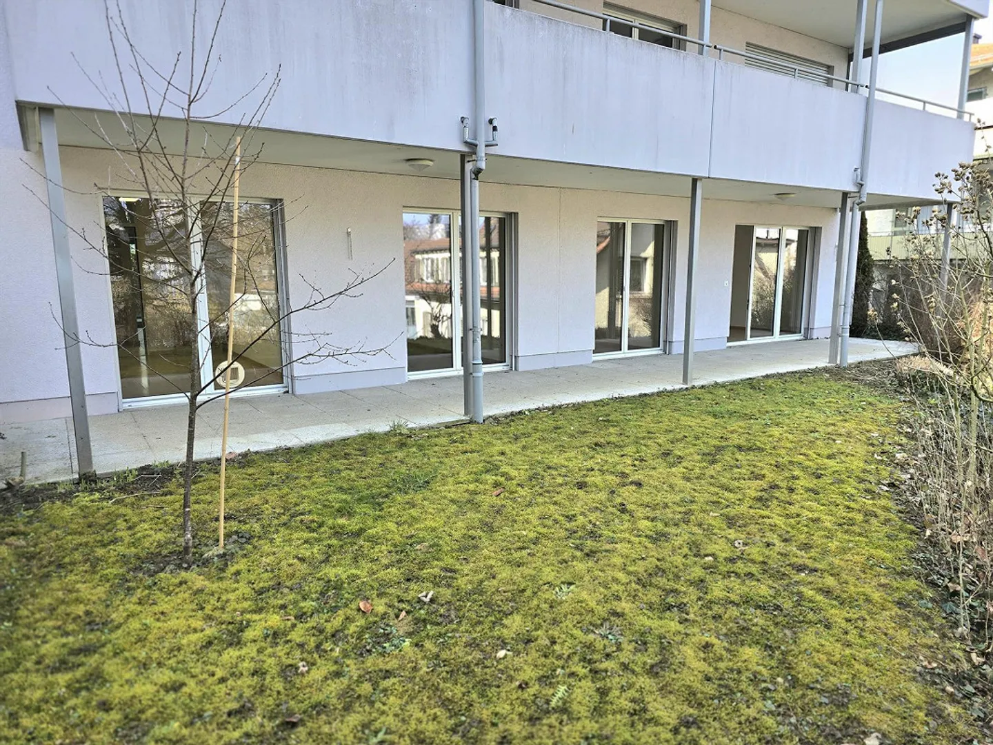 Appartamento al piano terra con giardino d'inverno - Foto 14 di 16