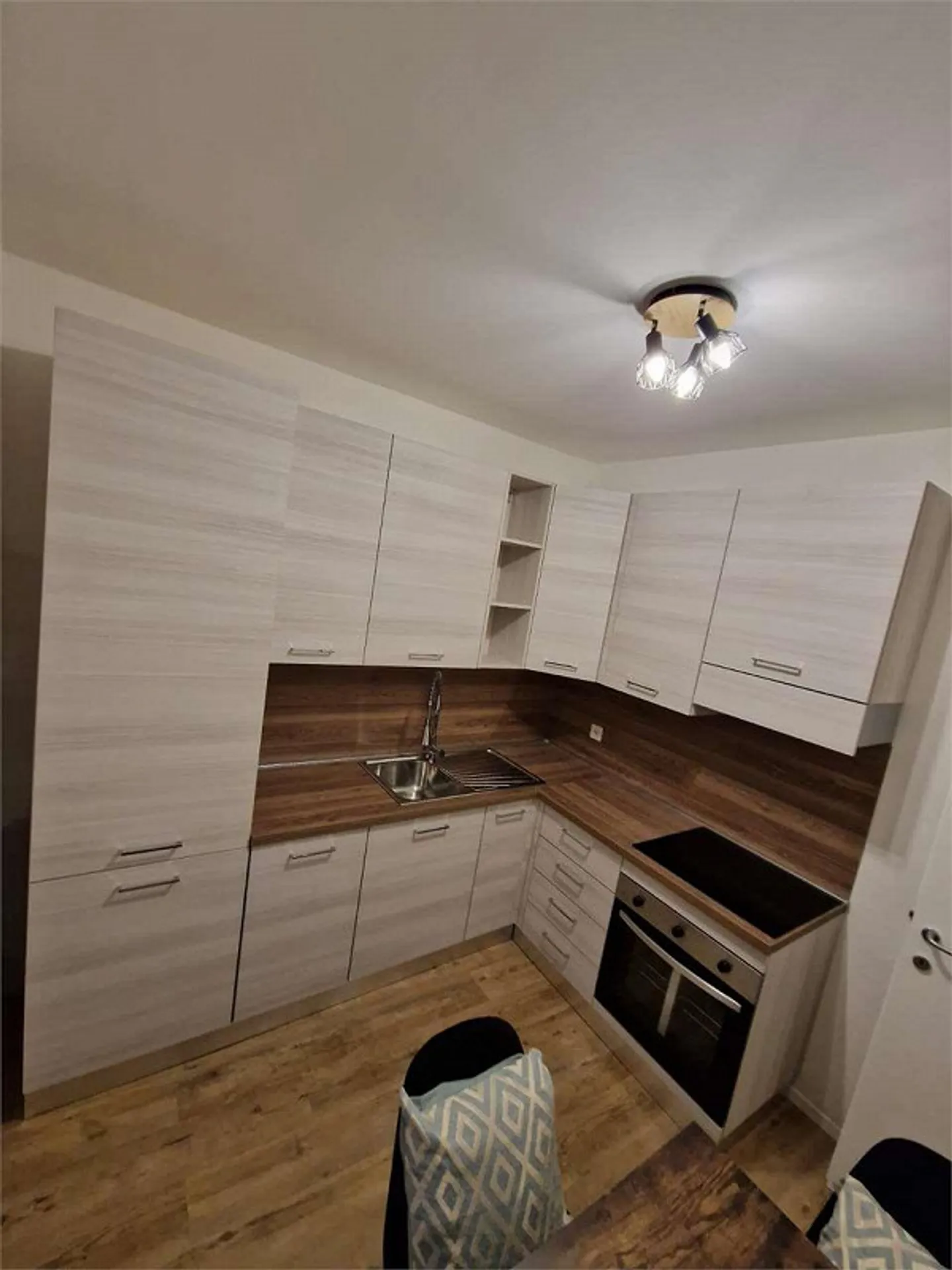 Giornico, bellissimo appartamento di 3.5 locali con vista sulla valle - Foto 8 di 13