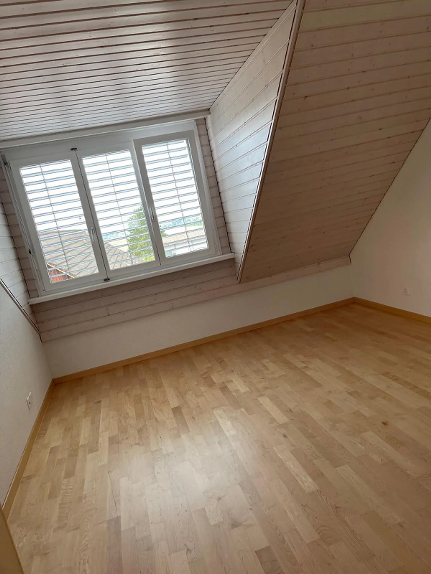 Appartement spacieux de 4,5 pièces avec balcon - Photo 8 sur 15