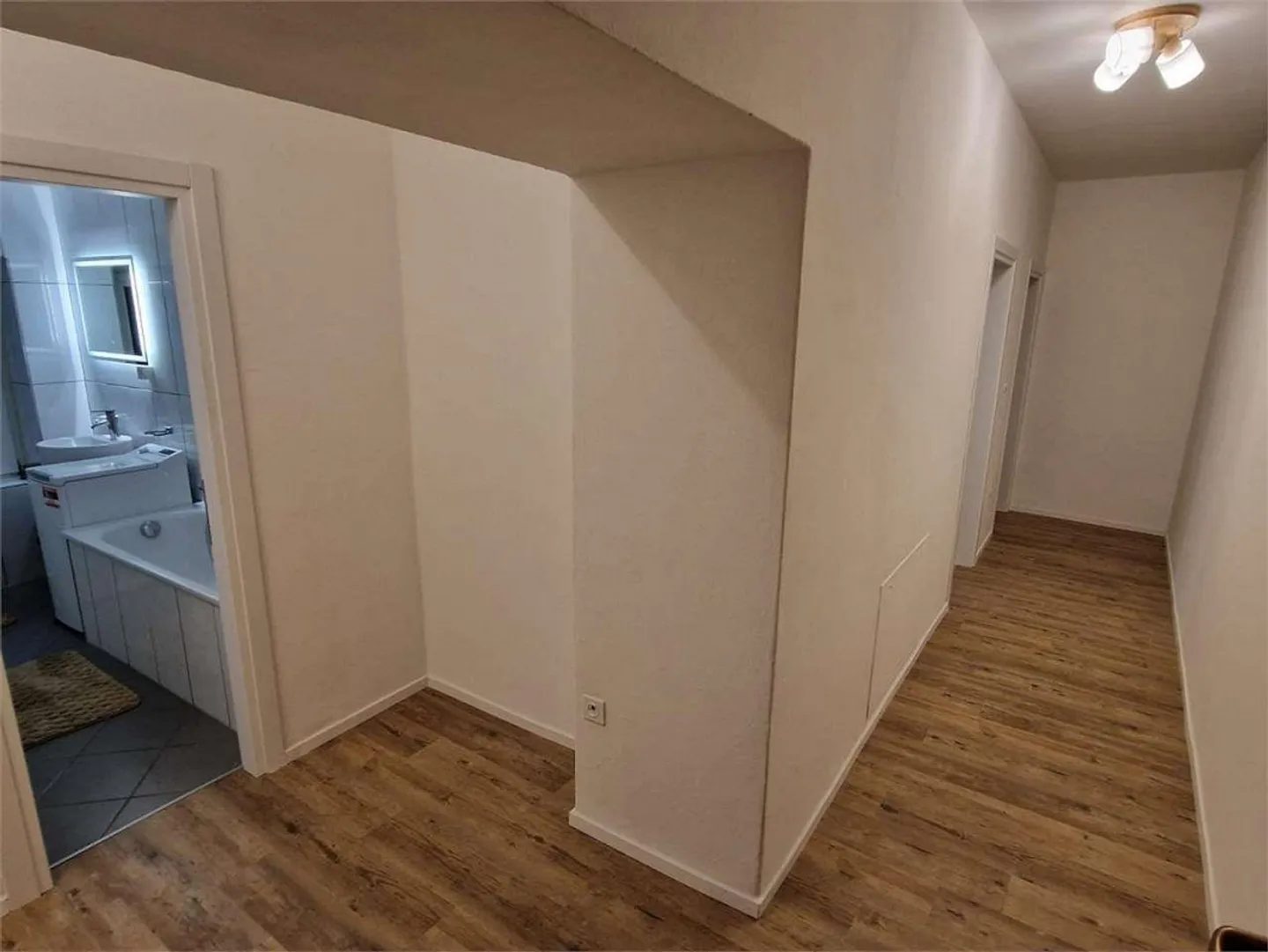 Giornico, bellissimo appartamento di 3.5 locali con vista sulla valle - Foto 10 di 13