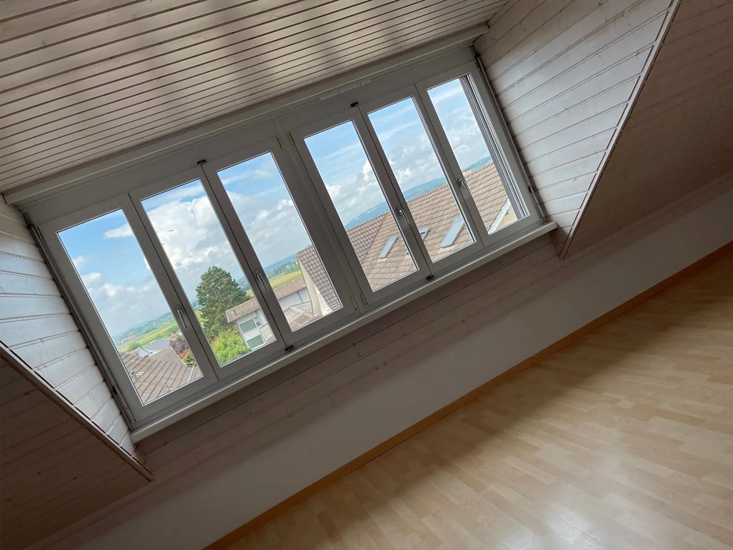 Appartement spacieux de 4,5 pièces avec balcon - Photo 14 sur 15