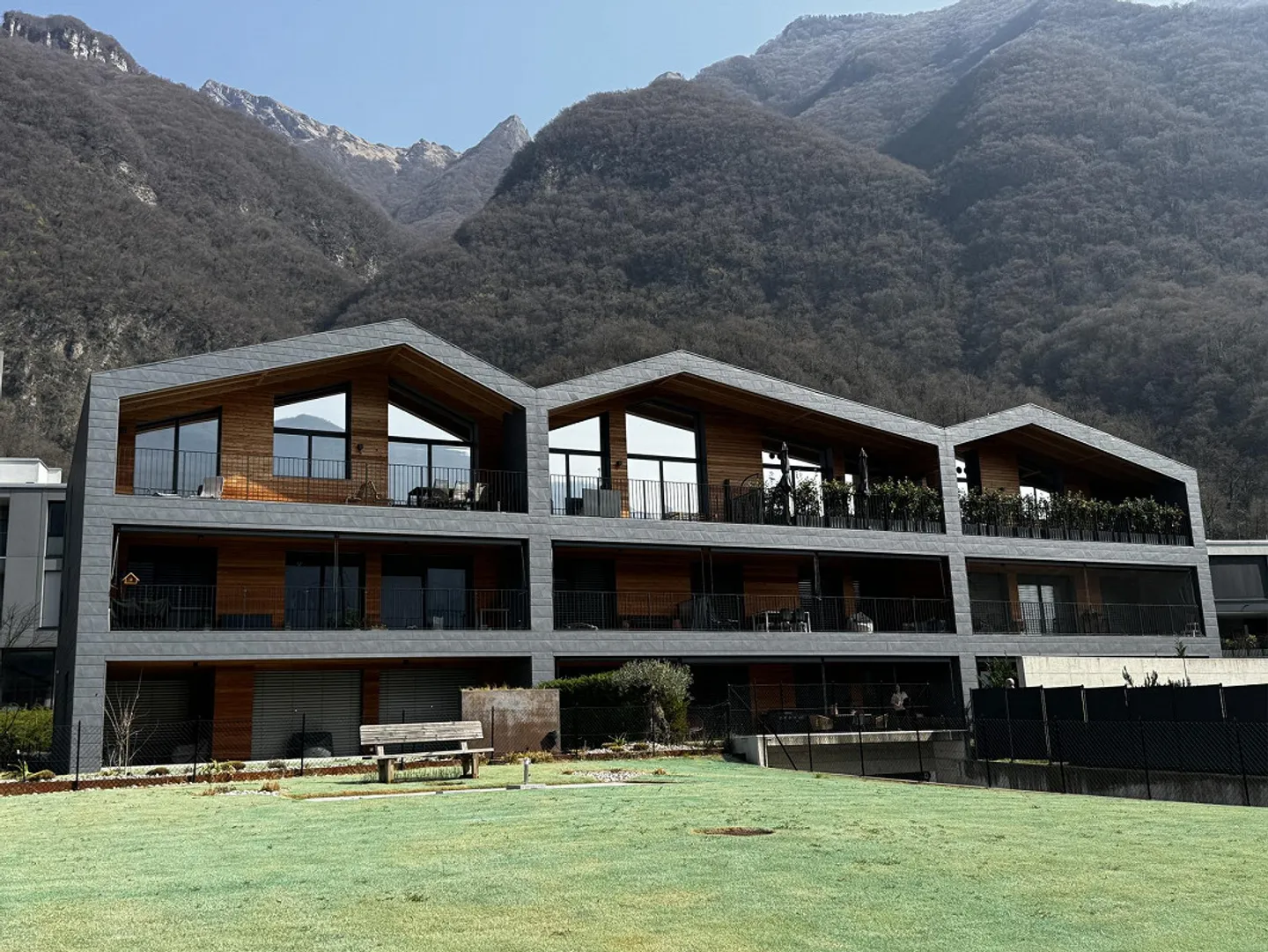 Appartamento di recente costruzione con terrazzo - Foto 2 di 4