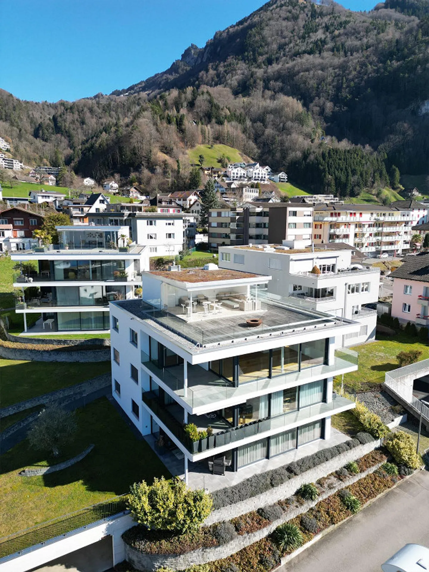 Appartamento attico soleggiato di oltre 190 m² - Foto 3 di 10