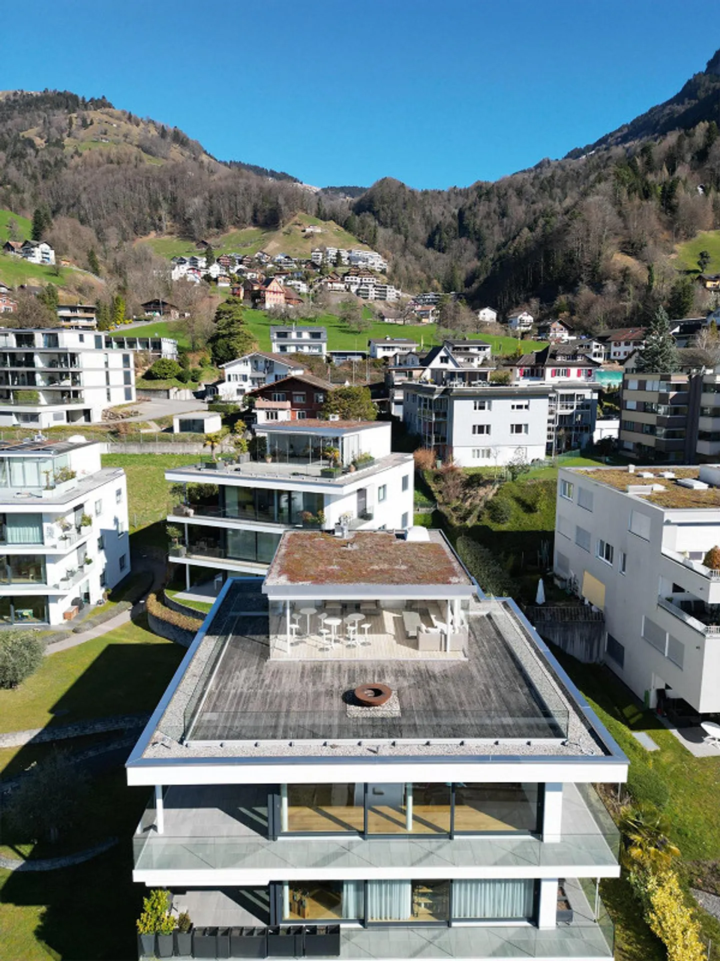 Appartamento attico soleggiato di oltre 190 m² - Foto 4 di 10