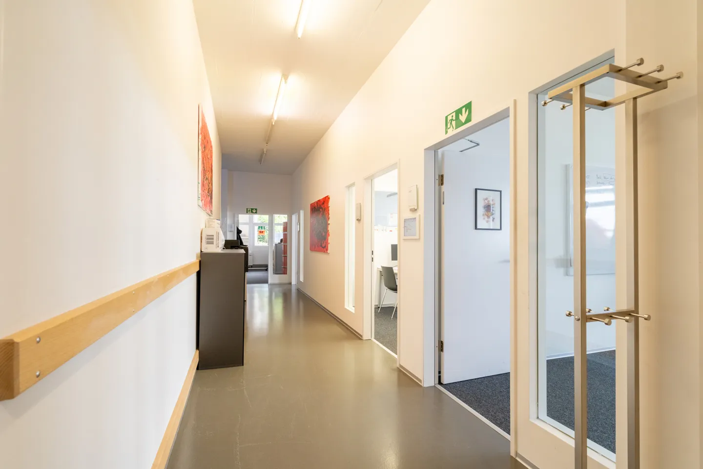 Opportunità di investimento esclusiva: proprietà redditizia a Jonen (AG) - Foto 9 di 15