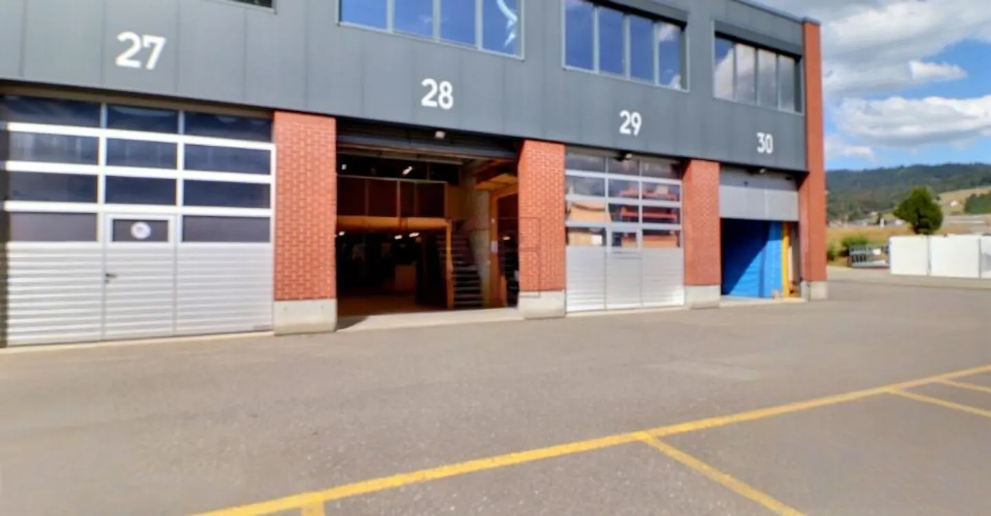 For rent - Commercial space (workshop, storage, and office) of 400 m² - Photo 7 of 8
