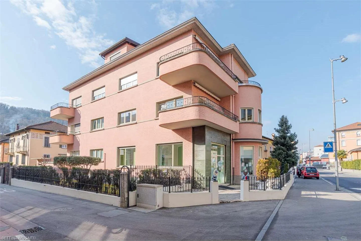 Chiasso : 3,5 pièces dans un quartier bien desservi - Photo 7 sur 8