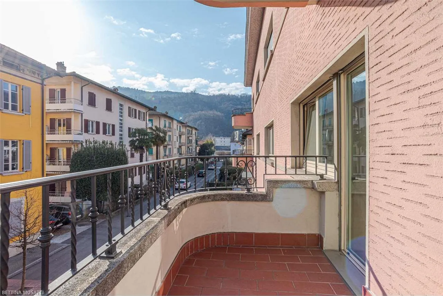 Chiasso : 3,5 pièces dans un quartier bien desservi - Photo 8 sur 8