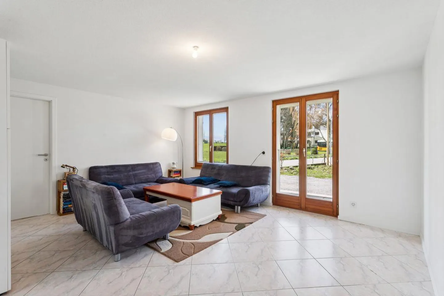4-room apartment with large garden in the countryside - Photo 3 of 10
