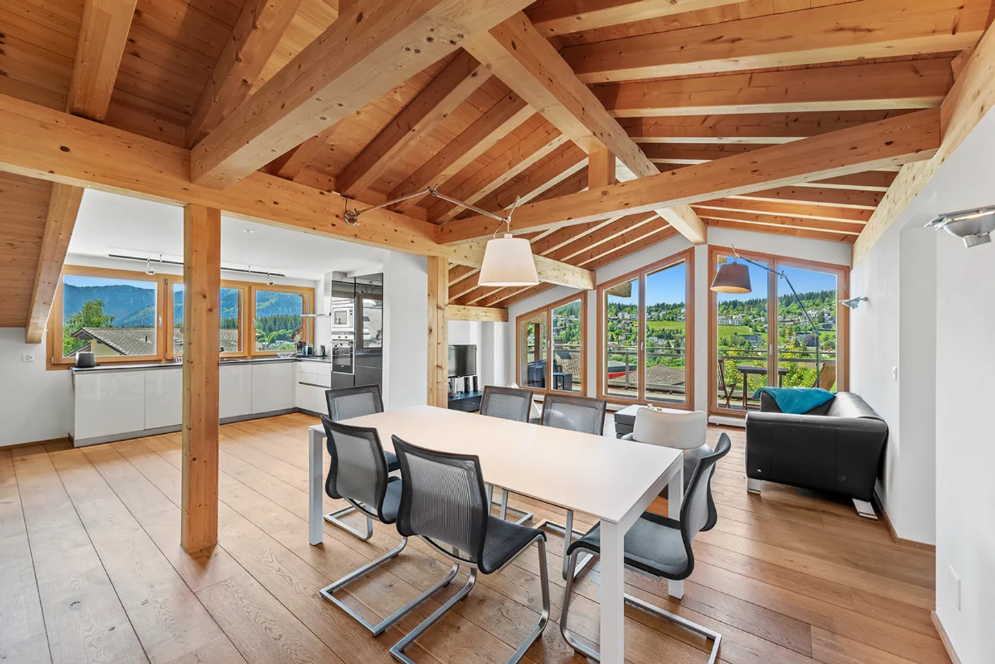 Flims: Vivere con vista e flessibilità in una posizione soleggiata e tranquilla - Foto 2 di 6