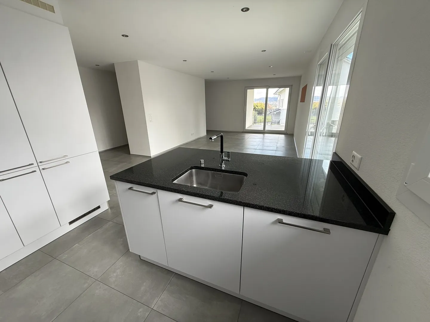 4,5-Zimmer-Wohnung im 1. Stock - Foto 4 von 13