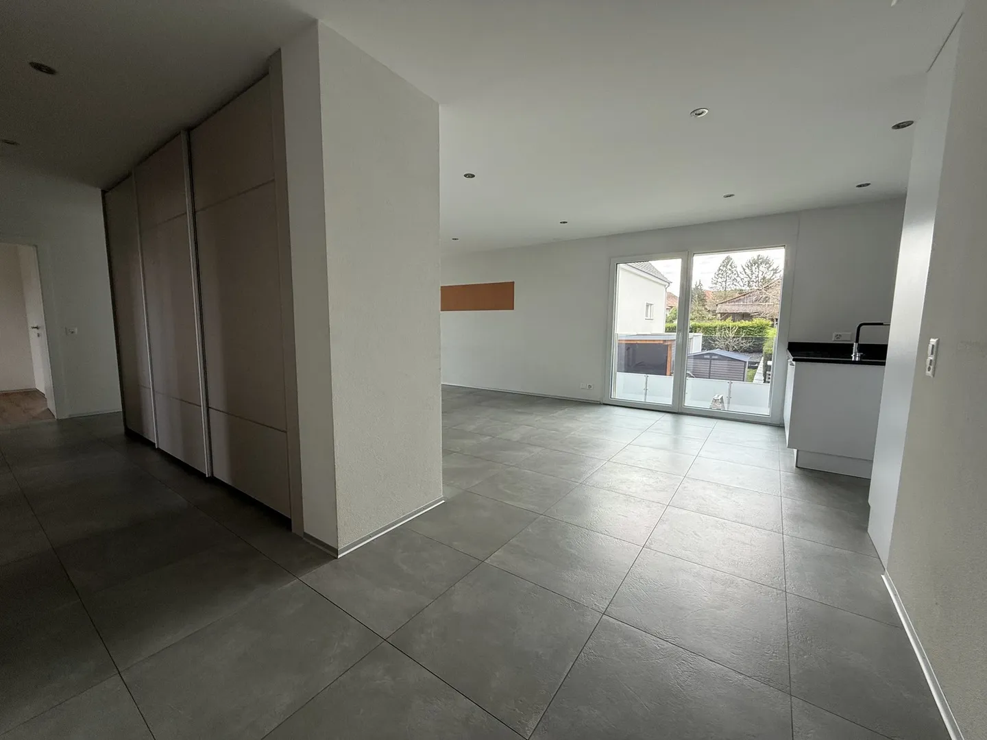 4,5-Zimmer-Wohnung im 1. Stock - Foto 7 von 13