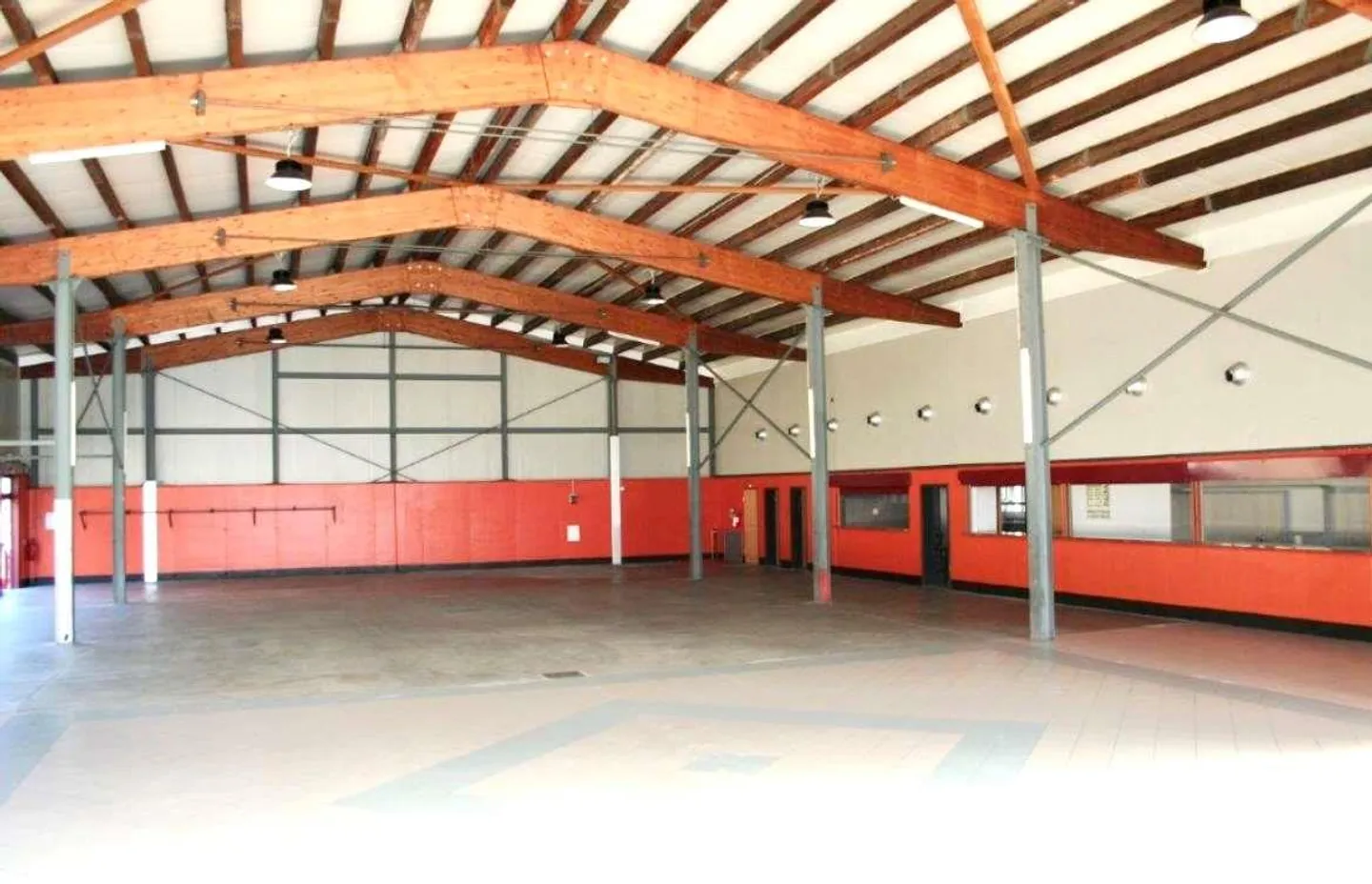 Centro per eventi, spazio multifunzionale - Foto 5 di 8