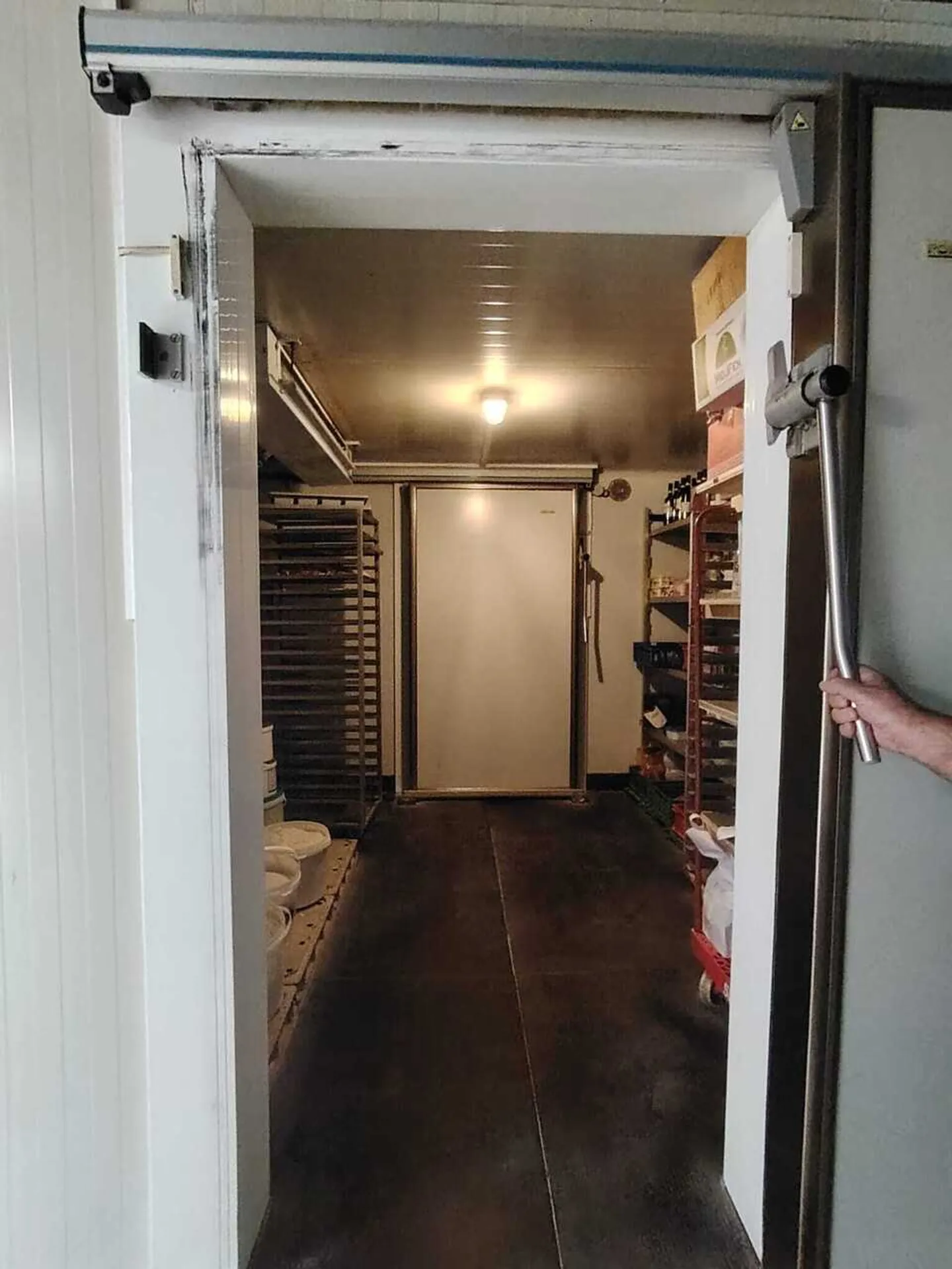 Zu verkaufen - Voll ausgestattete Bäckerei / Konditorei in Sion - Foto 11 von 19