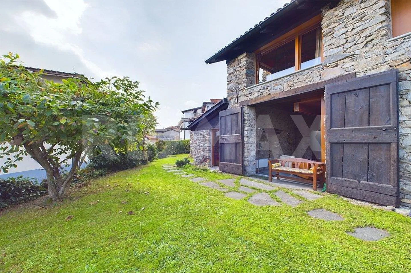 Maison rustique confortable avec jardin à Arosio - Photo 6 sur 13