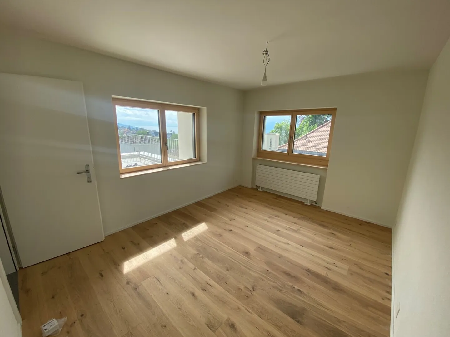 Appartamento con 3,5 stanze completamente ristrutturato - Foto 3 di 8