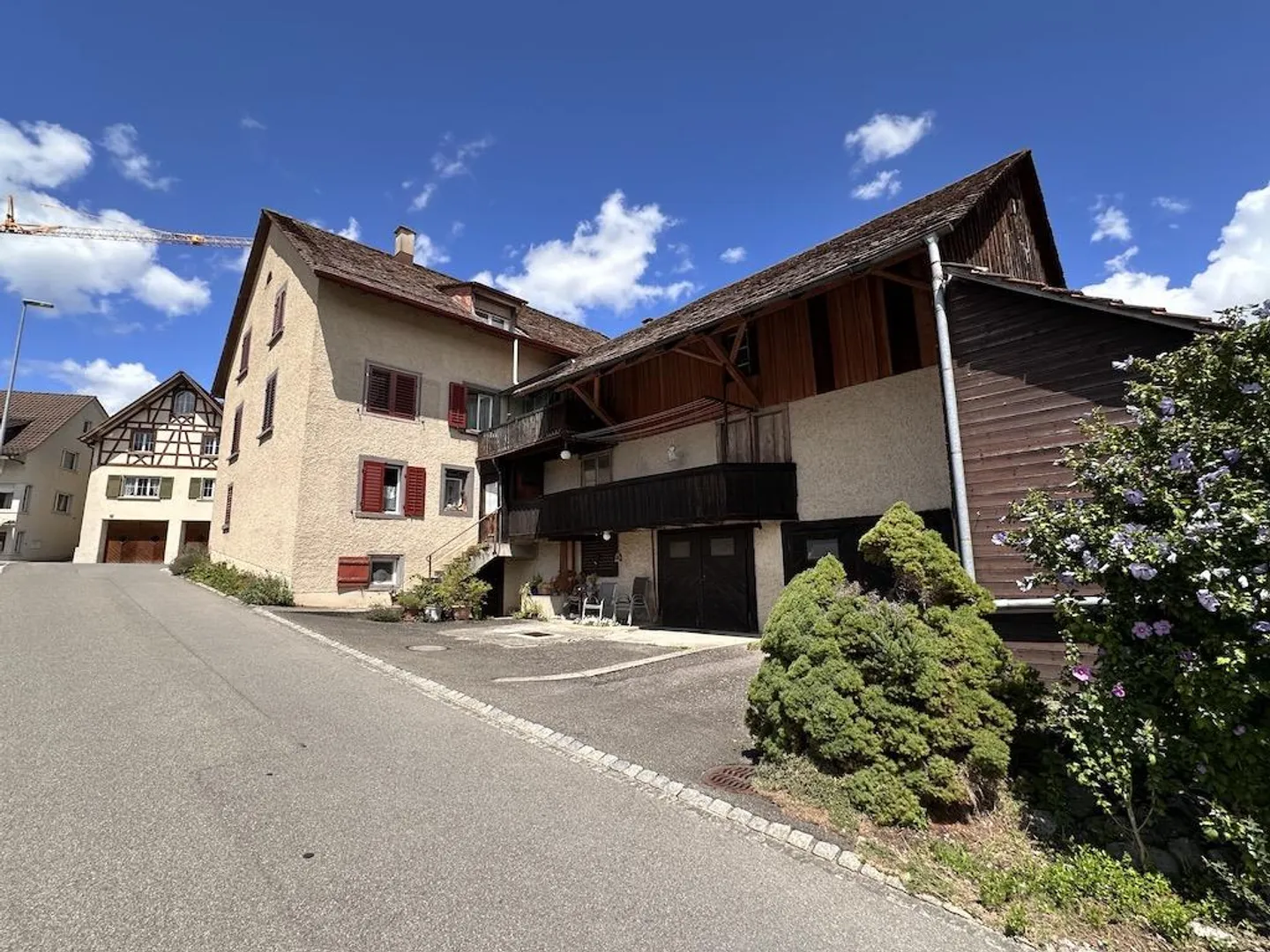 Wohn- und Geschäftshaus mit Ausbaumöglichkeit - Foto 1 von 7