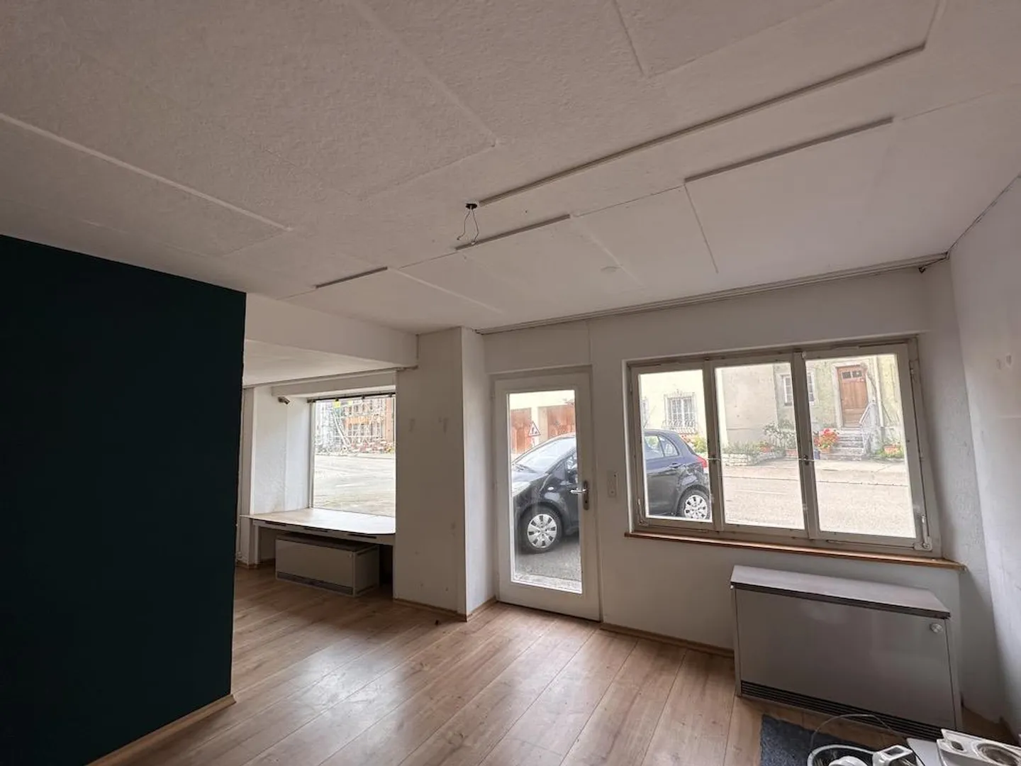 Wohn- und Geschäftshaus mit Ausbaumöglichkeit - Foto 3 von 7