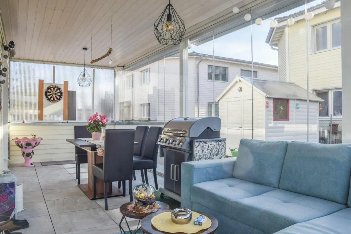 5.5-Room Semi-Detached House in Family-Friendly Location in Zuben - Photo 12 of 18