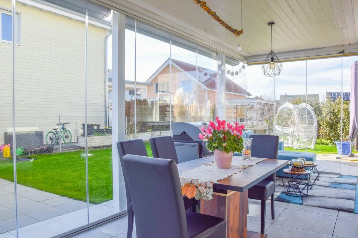 5.5-Room Semi-Detached House in Family-Friendly Location in Zuben - Photo 13 of 18