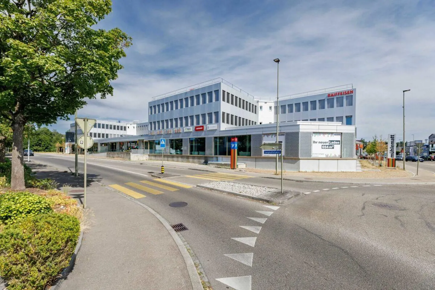 Espace commercial dans le Mühlemattcenter Oberwil - Photo 1 sur 27