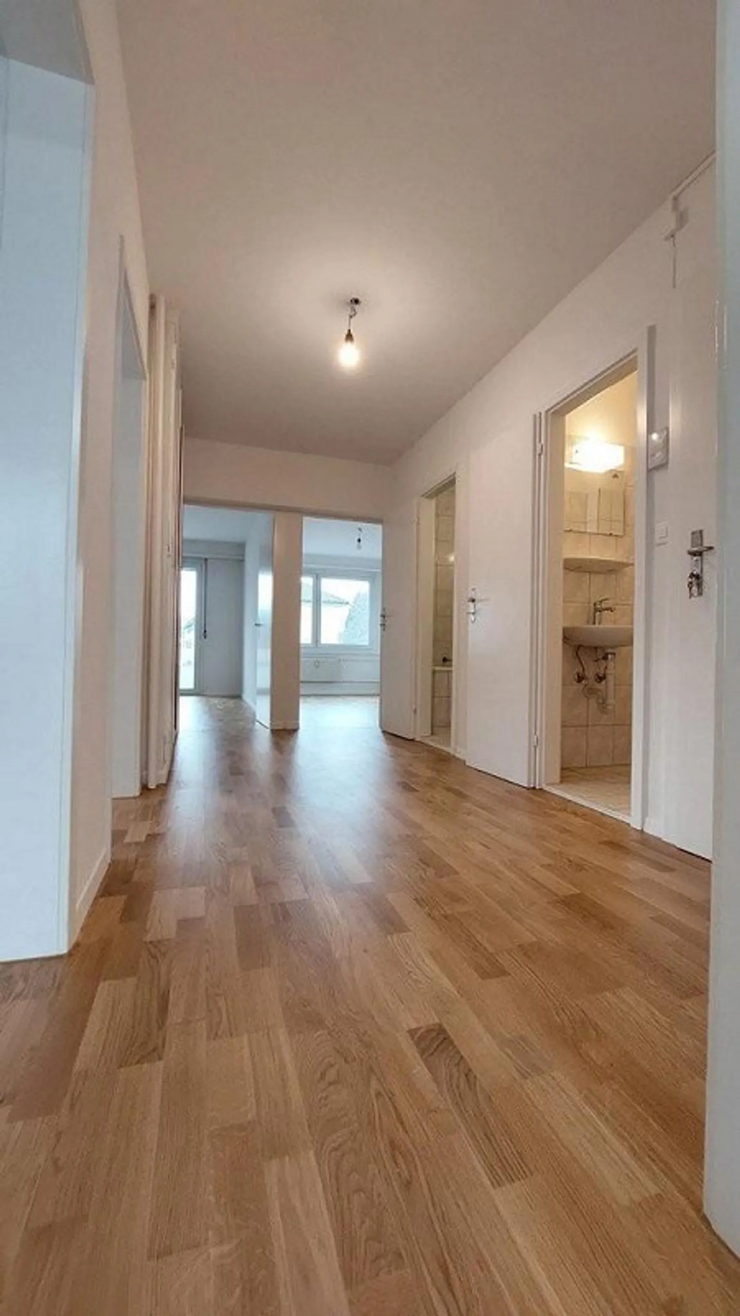 Ruhige 4.5-Zimmerwohnung, 81 m2 - Foto 9 von 12