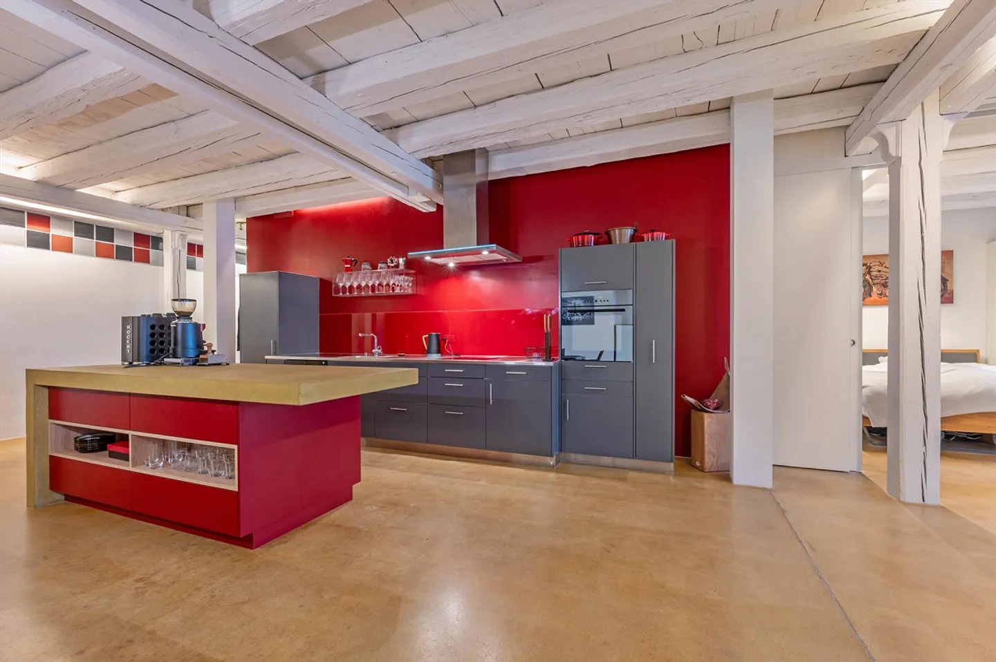 Stilvolles Loft in historischer Spinnerei - Foto 4 von 12