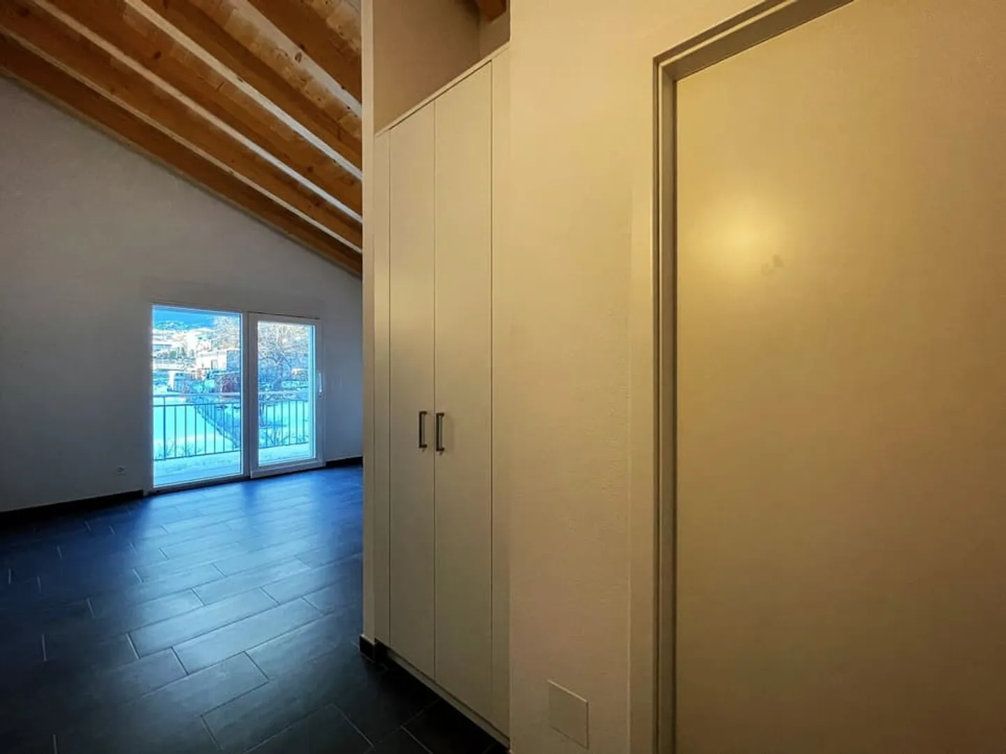 Magnifique studio avec balcon - Photo 6 of 8