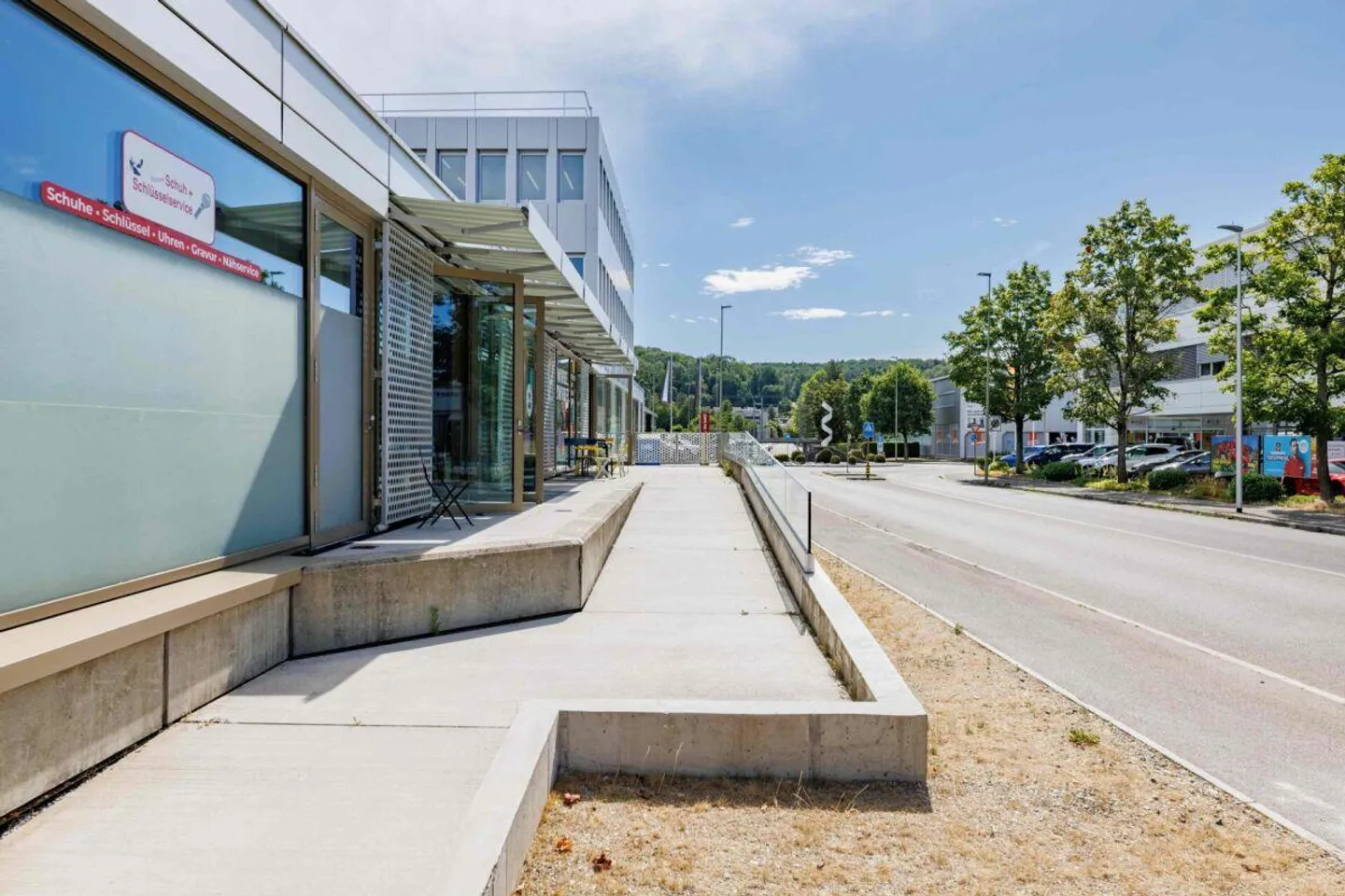 Espace commercial dans le Mühlemattcenter Oberwil - Photo 23 sur 27