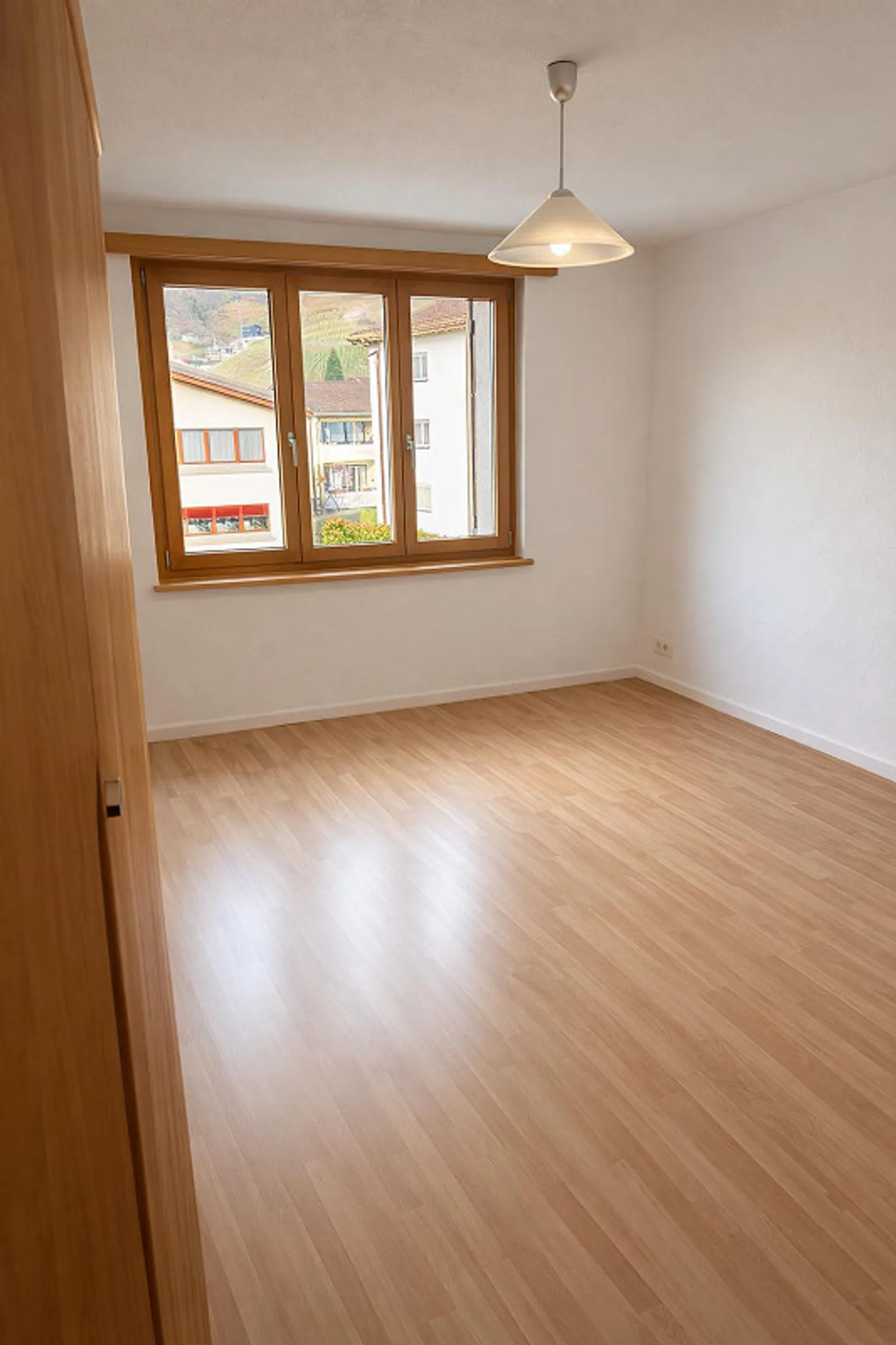 Charmante Wohnung in Trimmis - Foto 3 von 7