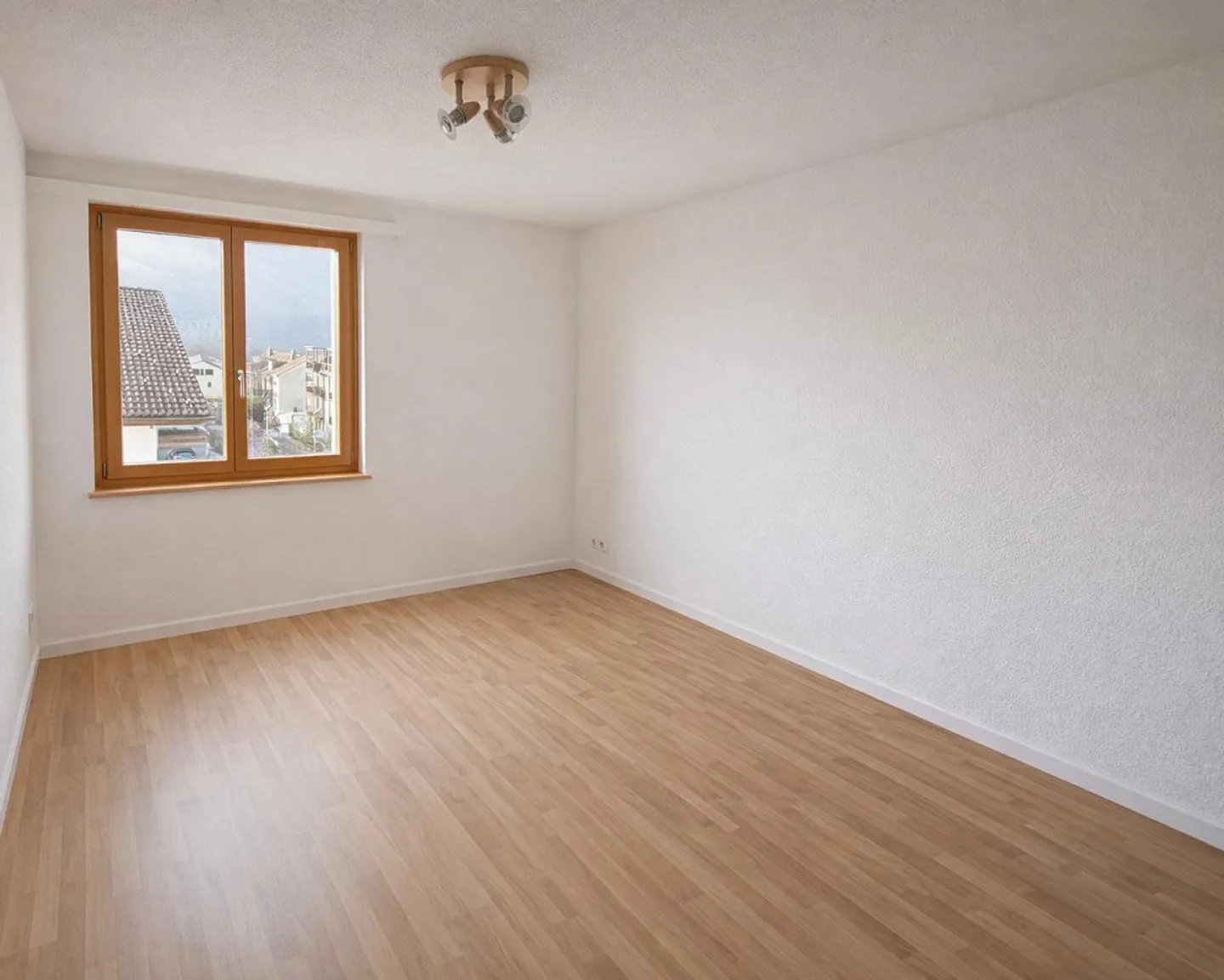 Charmante Wohnung in Trimmis - Foto 4 von 7