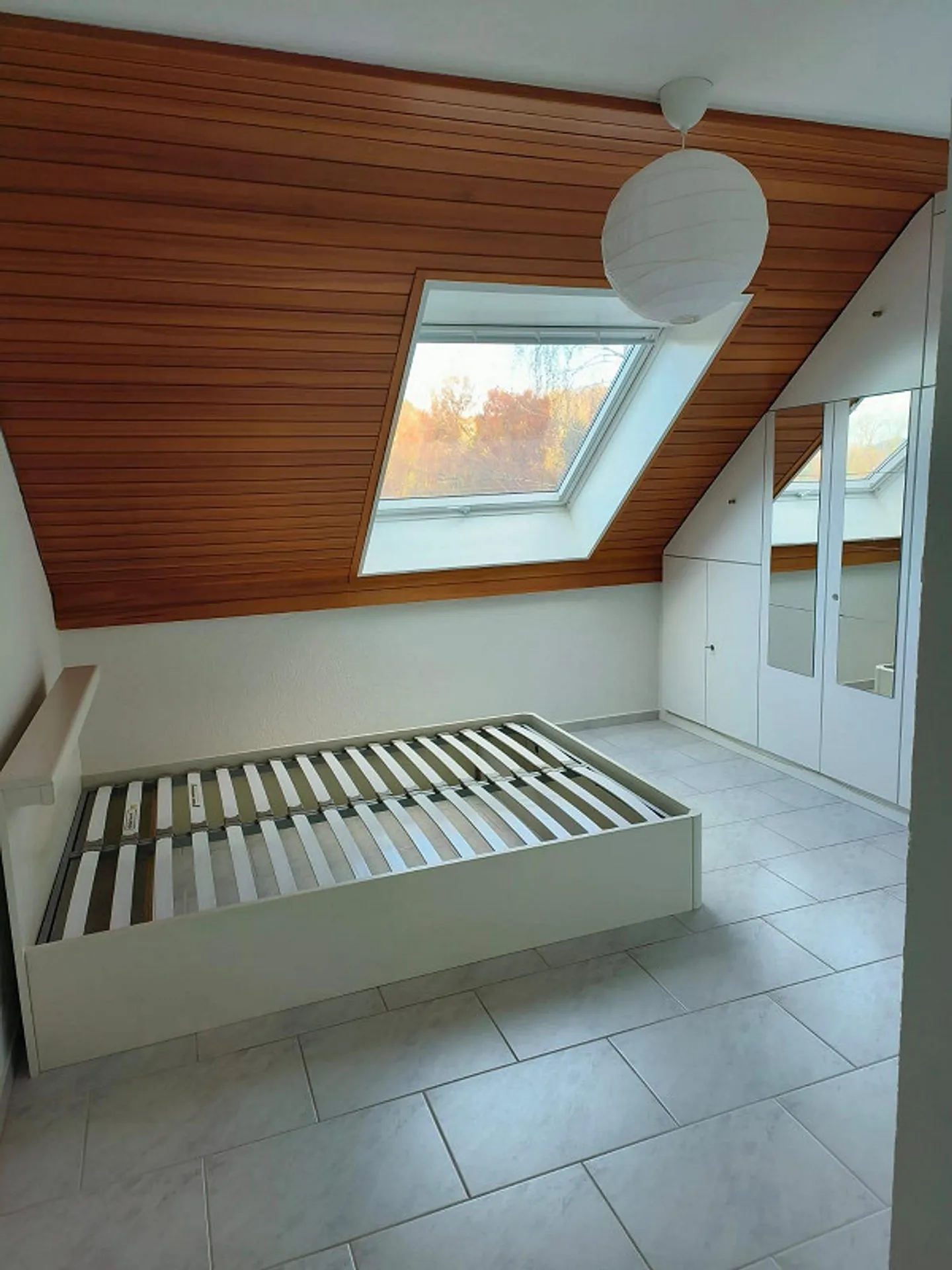 3.5-Room Attic Apartment in Quiet Location of Riehen - Photo 5 of 12