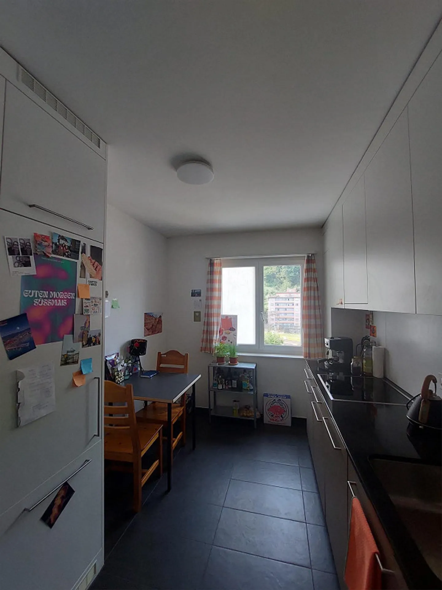 Louer une chambre en colocation meublée à Lucerne temporairement - Photo 5 sur 6