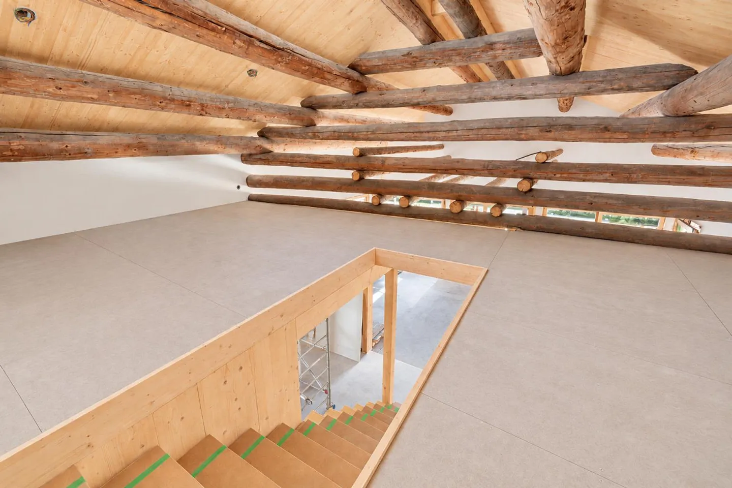 Escape the Heat – Second Home - 5.5 Room Detached House in Graubünden - Photo 4 of 14