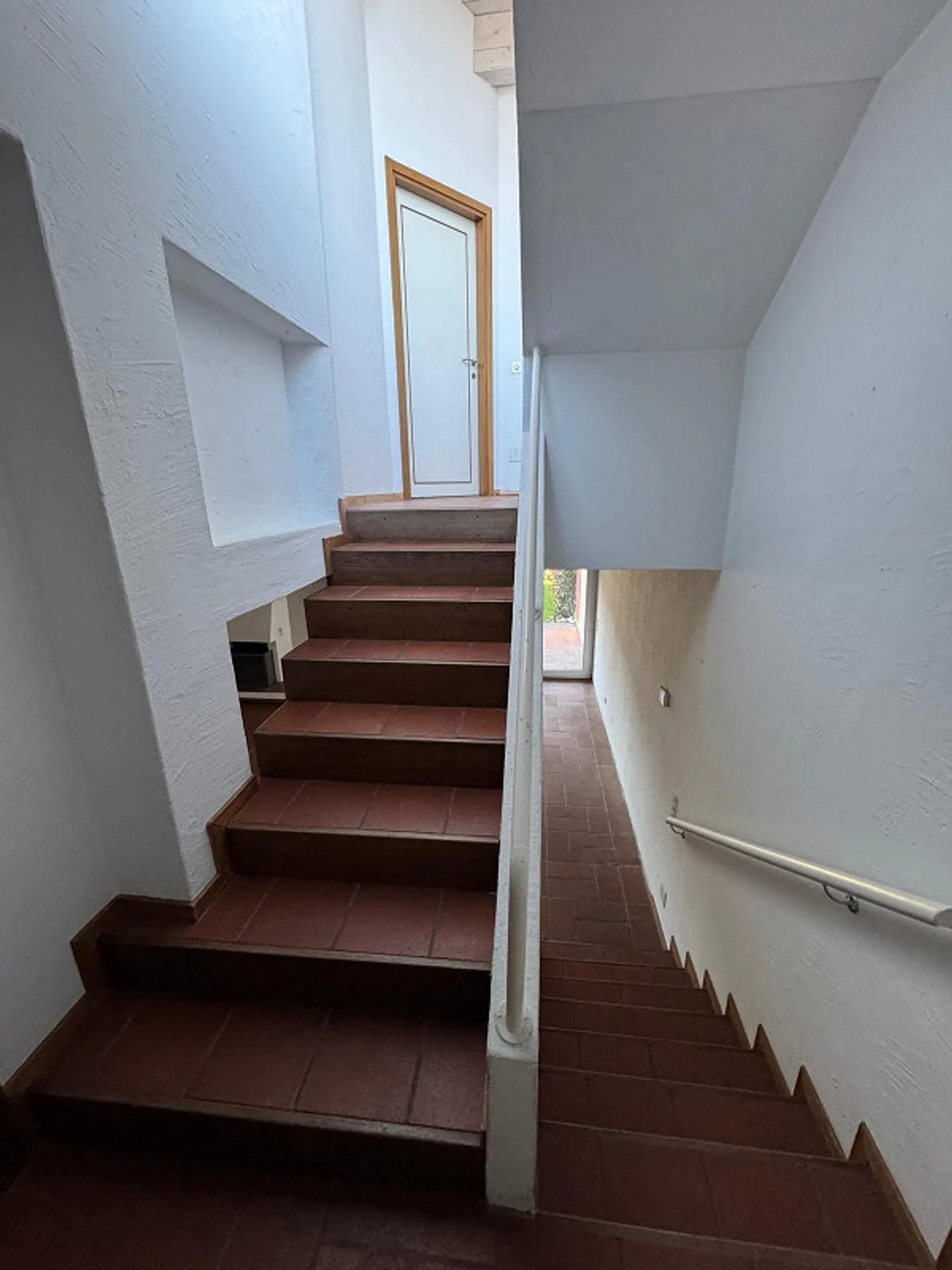 Maisonette di 3,5 stanze con giardino – Magliaso, direttamente al campo da golf - Foto 14 di 23